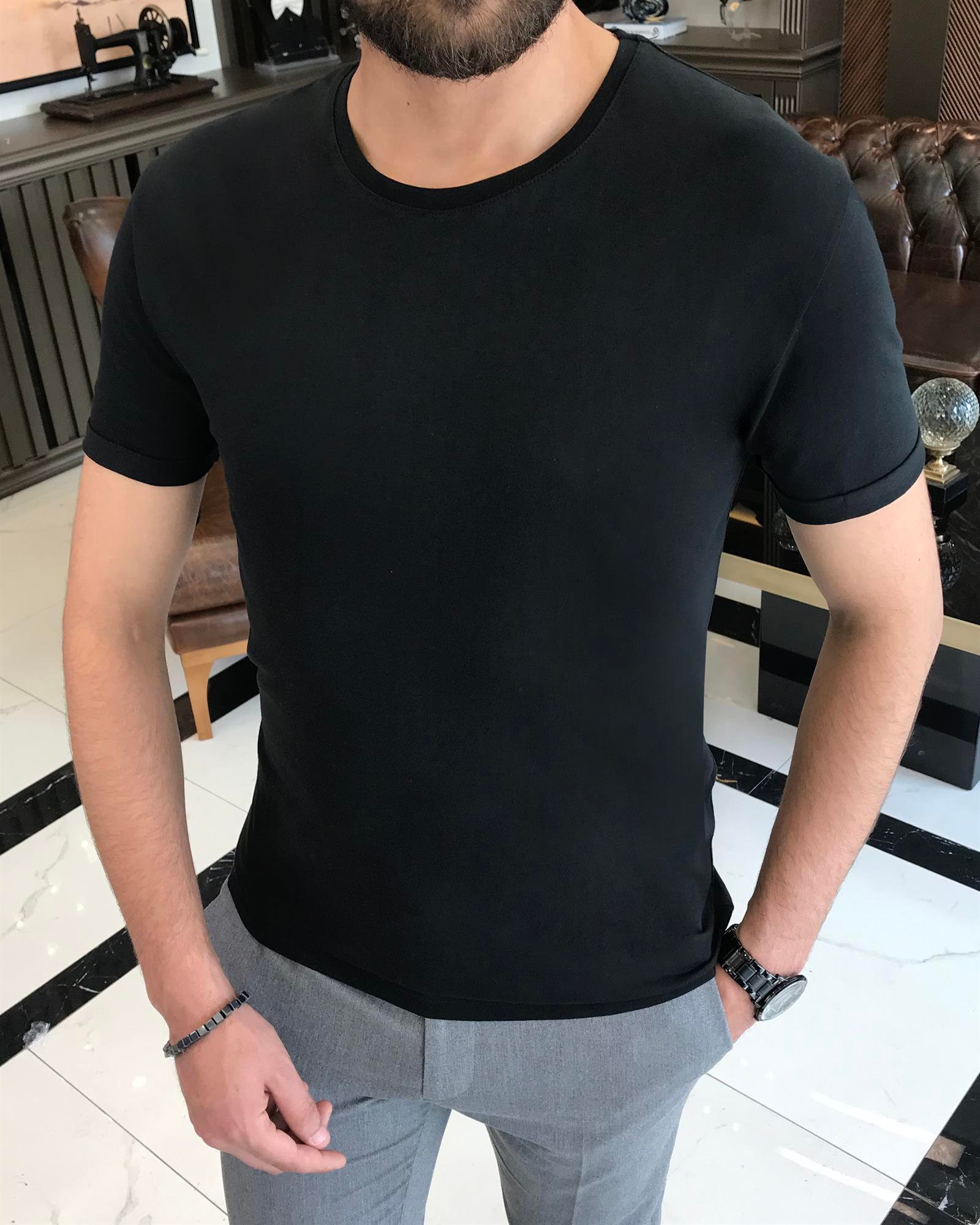 İtalyan stil armut yaka kısa kol basic t-shirt Siyah T4657