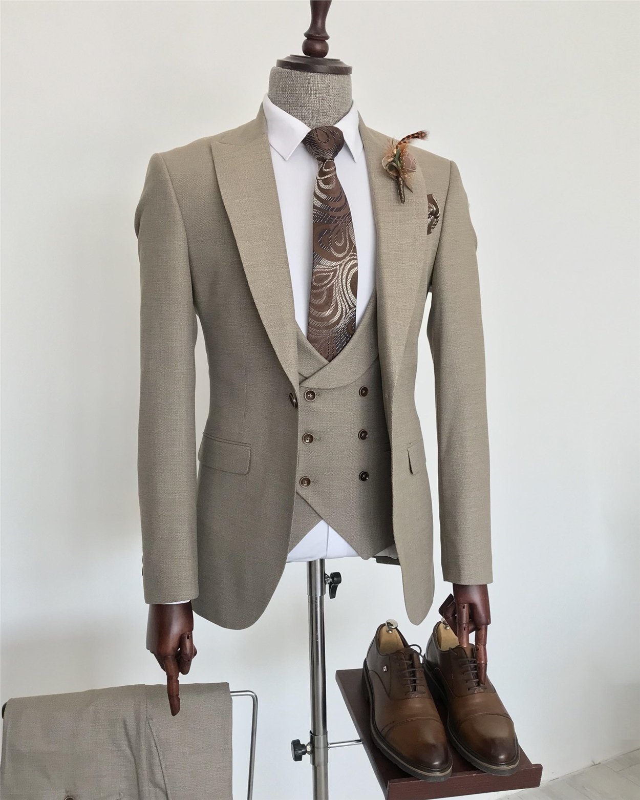 İtalyan stil ceket yelek pantolon takım elbise Vizon T7930