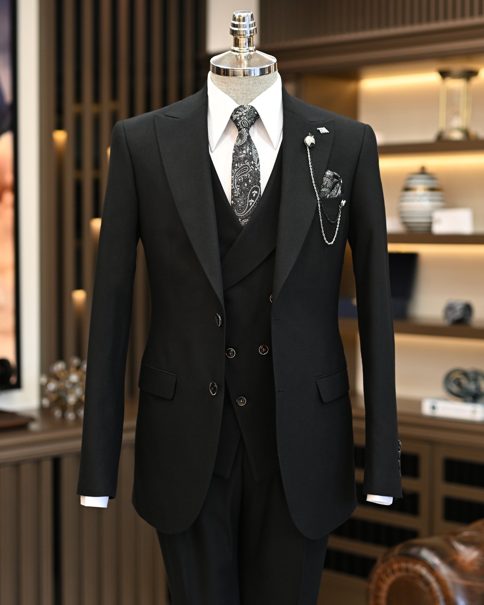 Italian style jacket vest pleated trouser suit black T11320