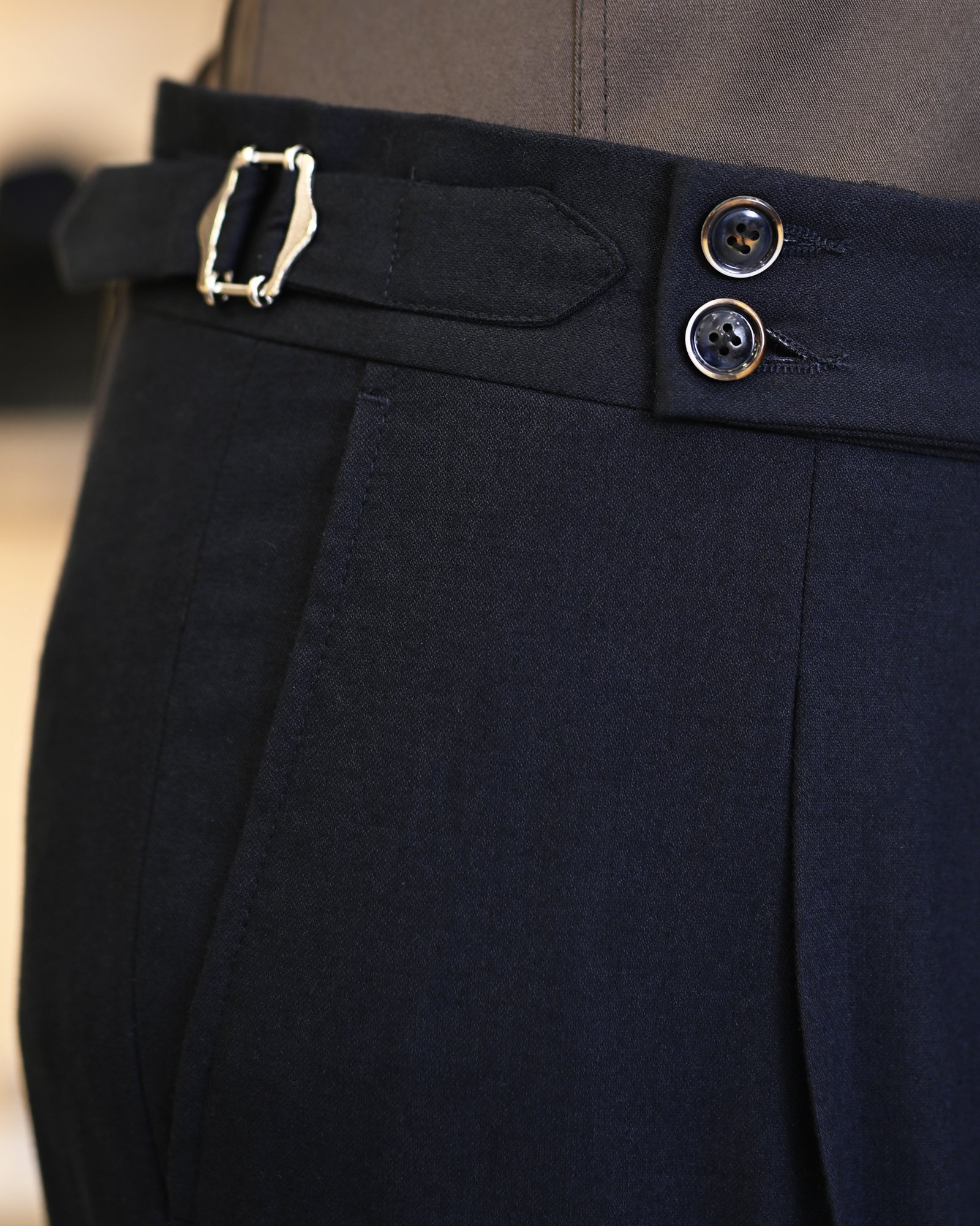 Italian style jacket vest pleated trouser suit navy blue T11309