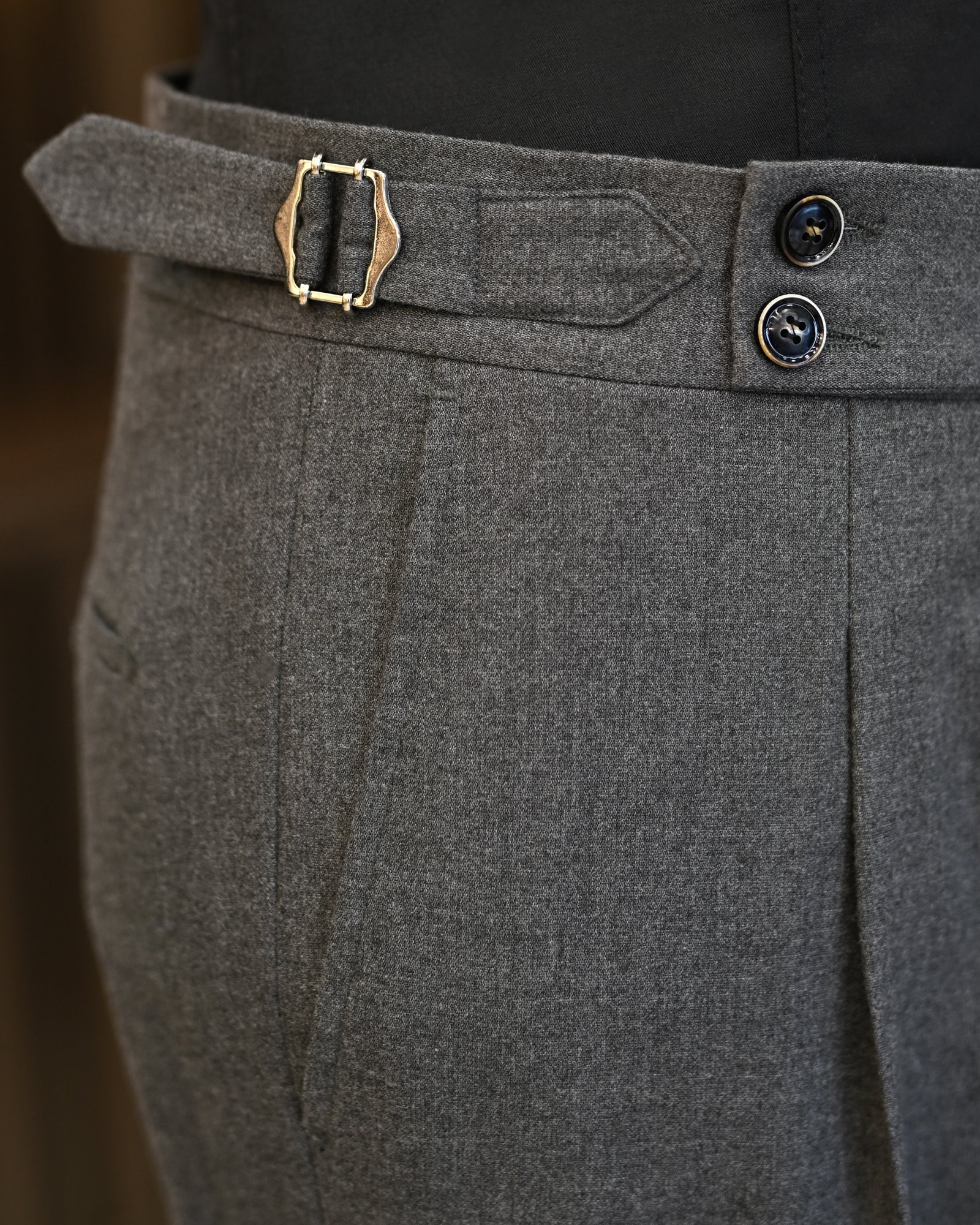 Italian style jacket vest pleated trouser suit gray T11326