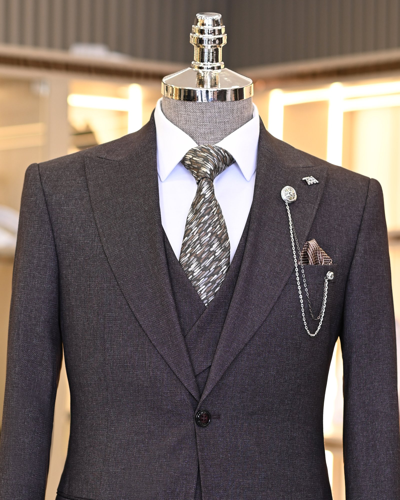 Italian style jacket vest pleated trouser suit burgundy T11315