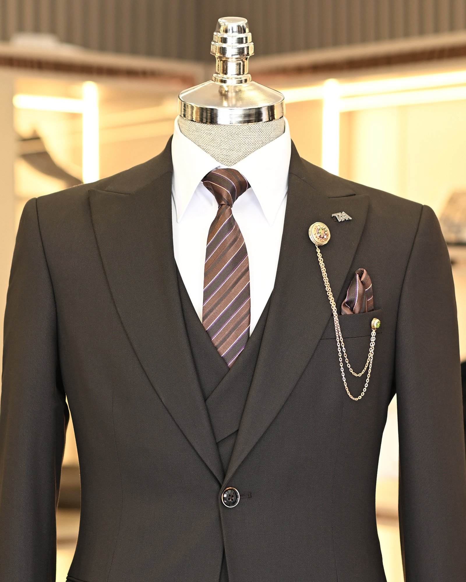 Italian style jacket vest pleated trouser suit brown T11314