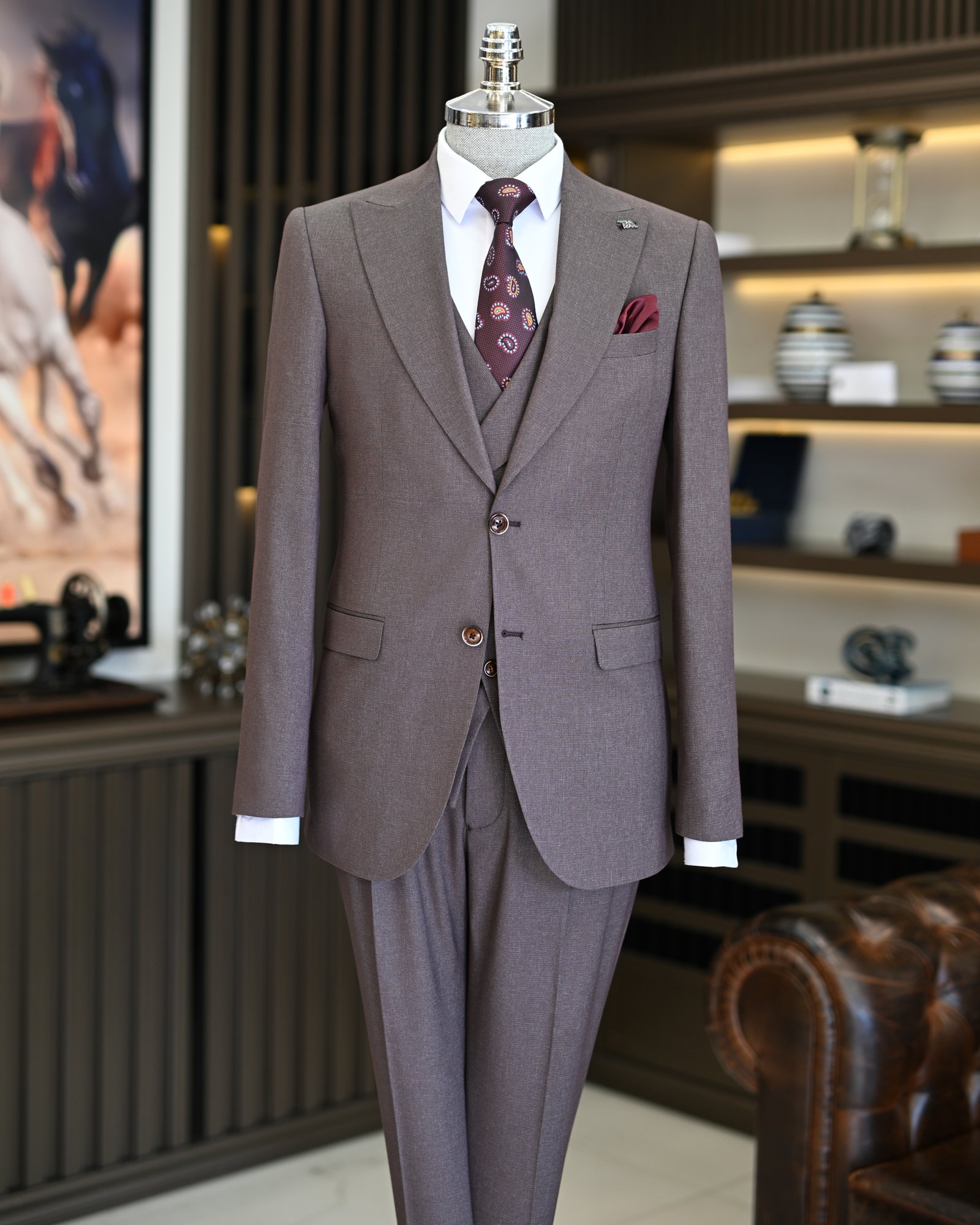 Italian style jacket vest pleated trouser suit brown T11316