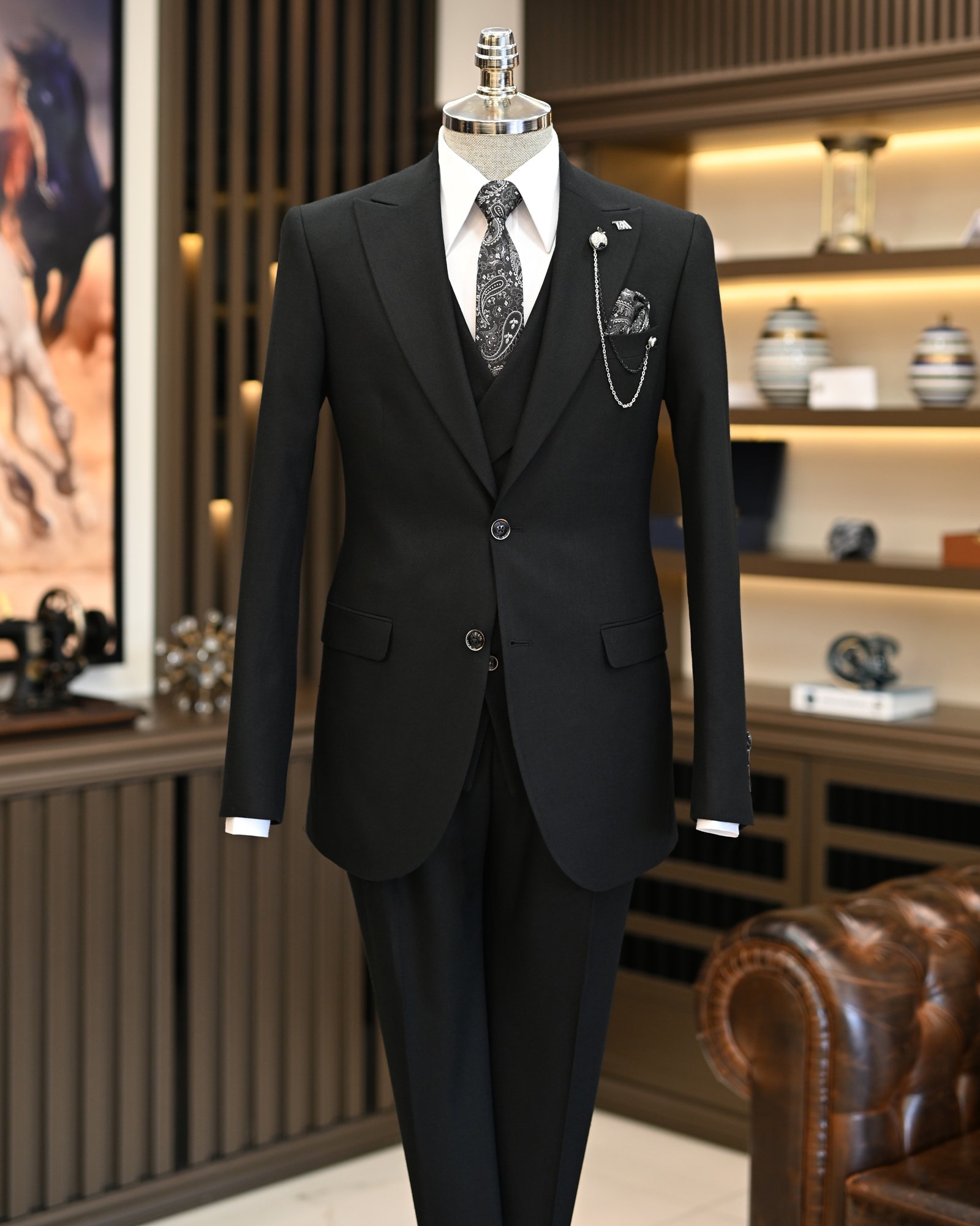Italian style jacket vest pleated trouser suit black T11320