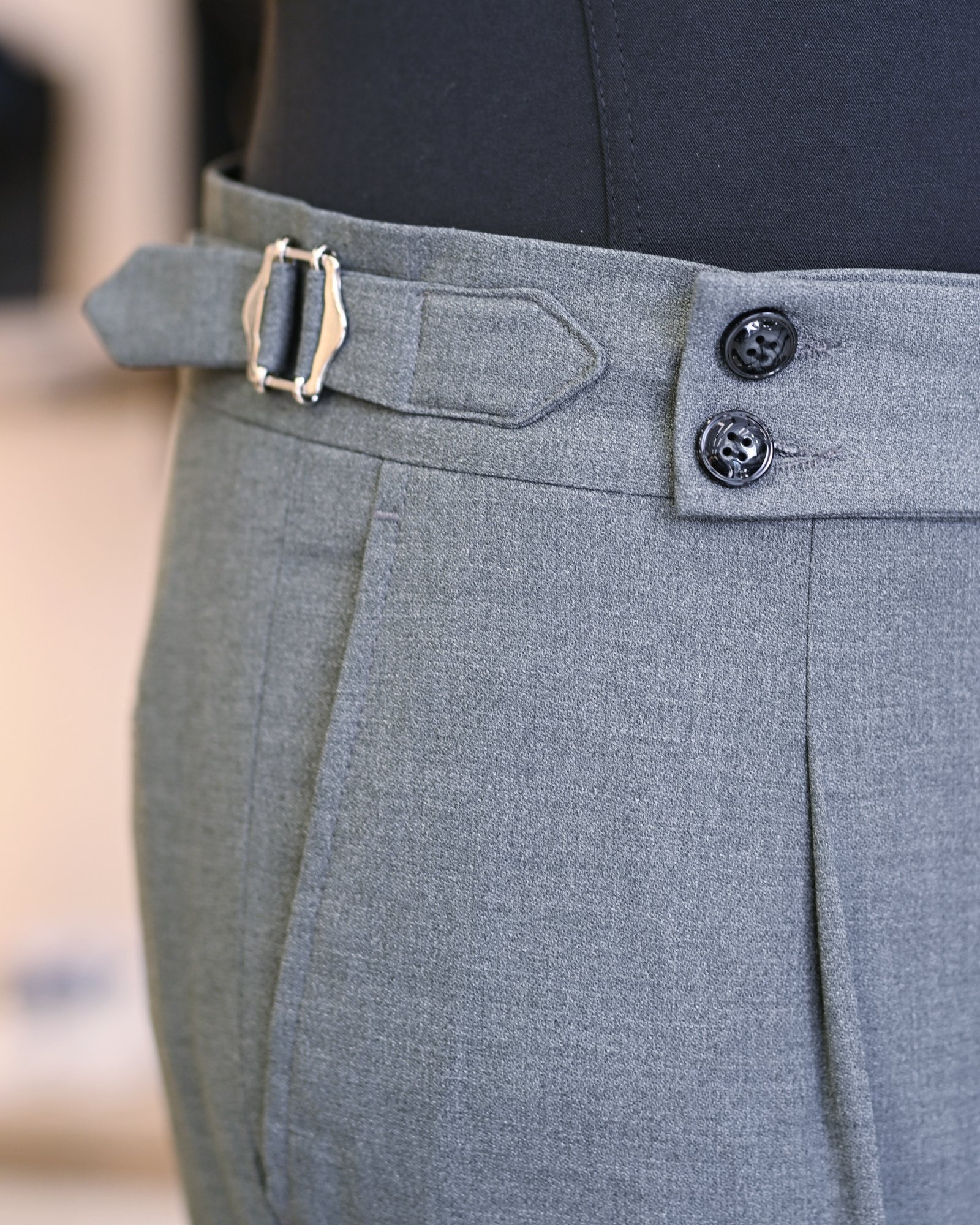 Italian style jacket vest pleated trouser suit gray T11312