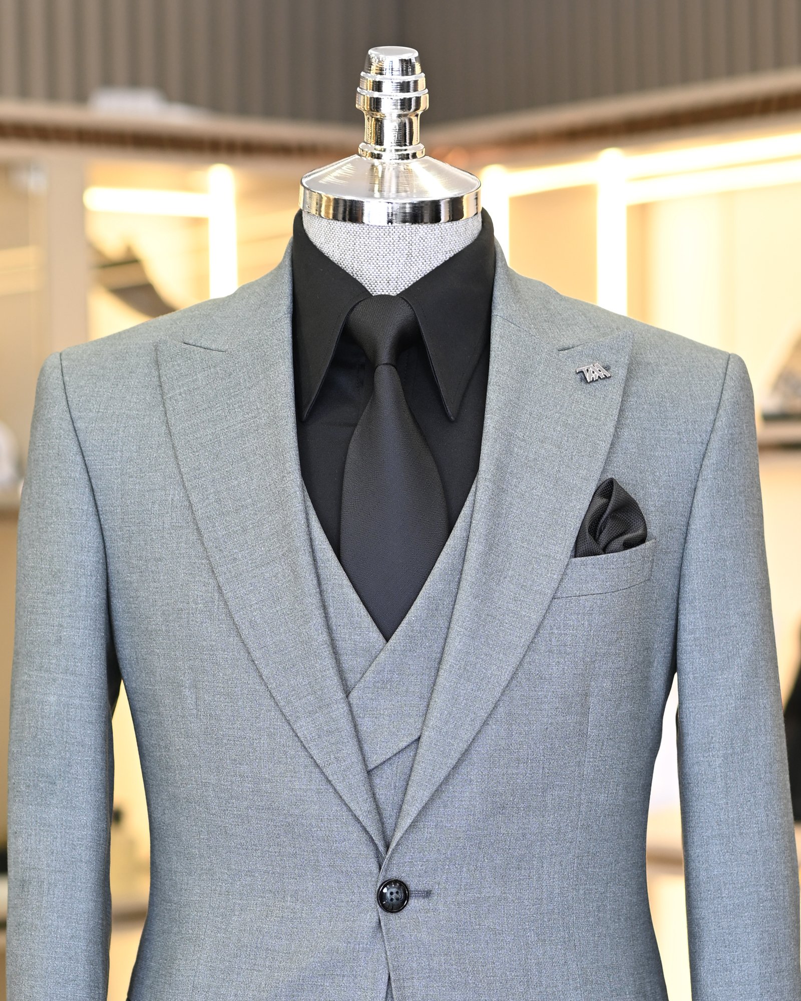 Italian style jacket vest pleated trouser suit gray T11312