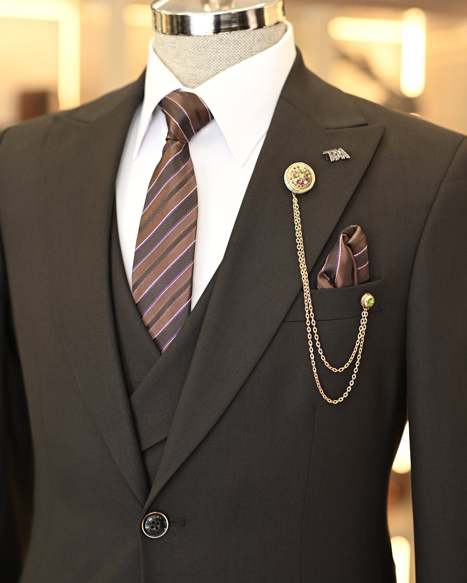 Italian style jacket vest pleated trouser suit brown T11314