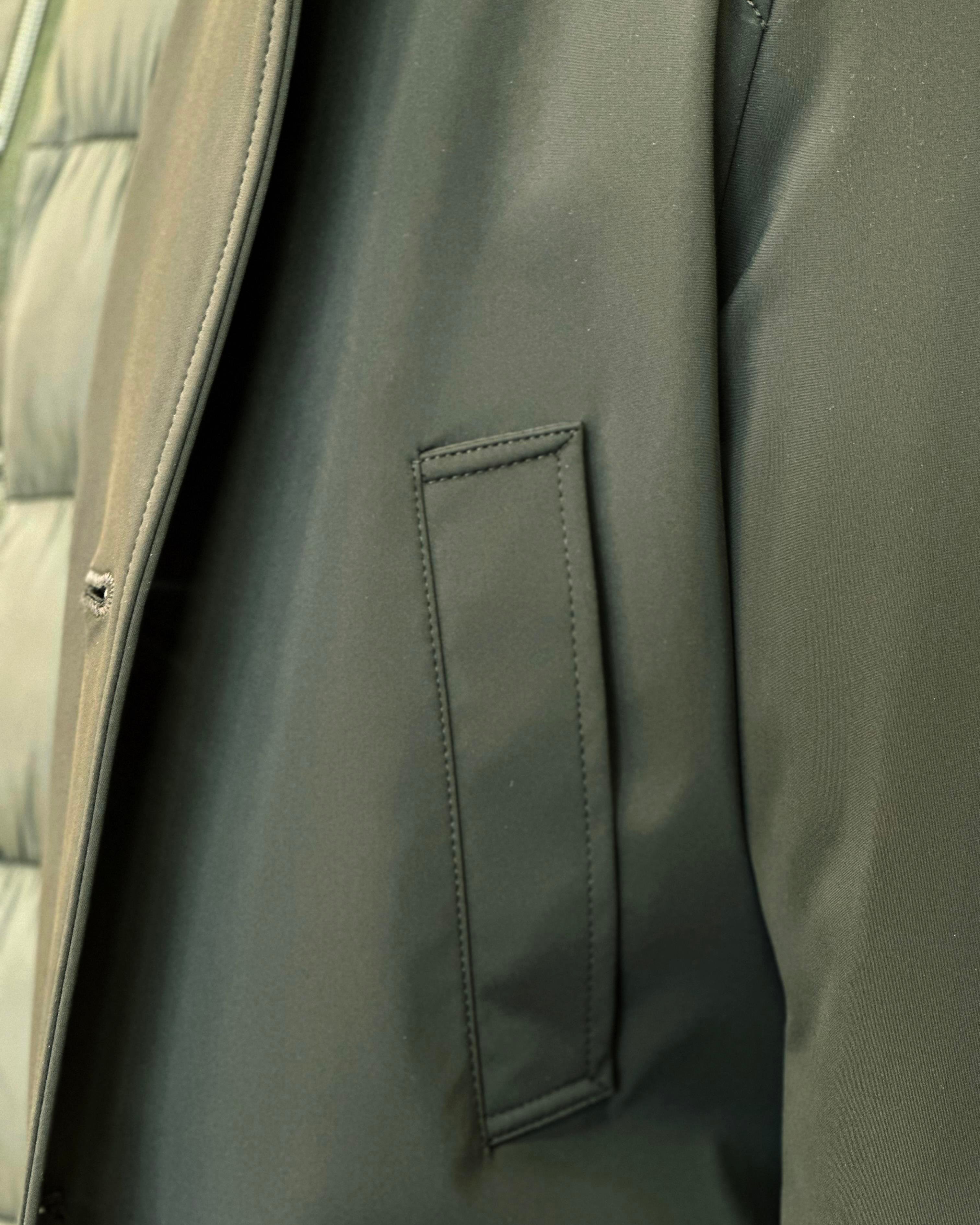  Italian style long trench coat with removable interior detail khaki T10490