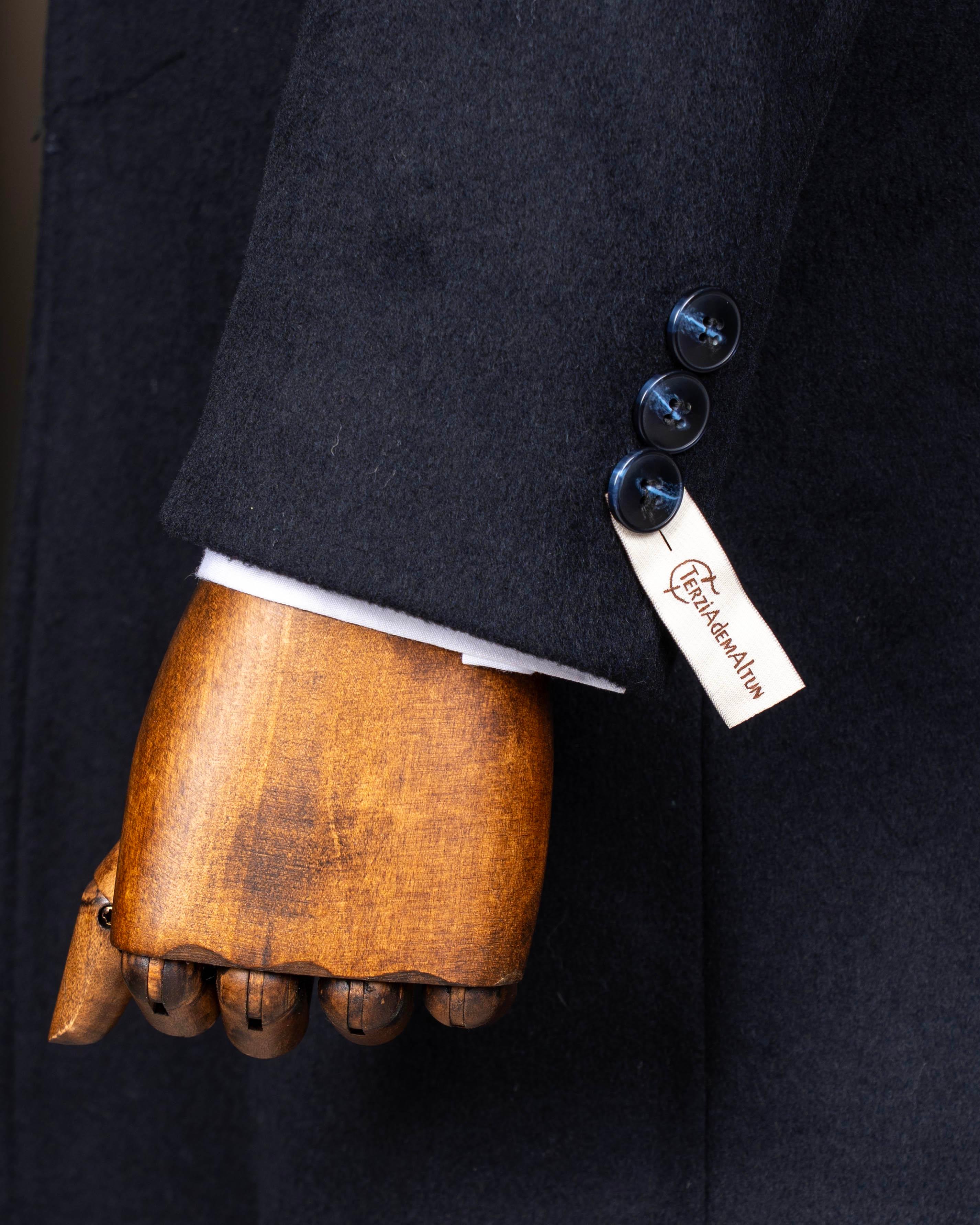 İtalyan stil hakim yaka yün kaşe kaban lacivert T10811