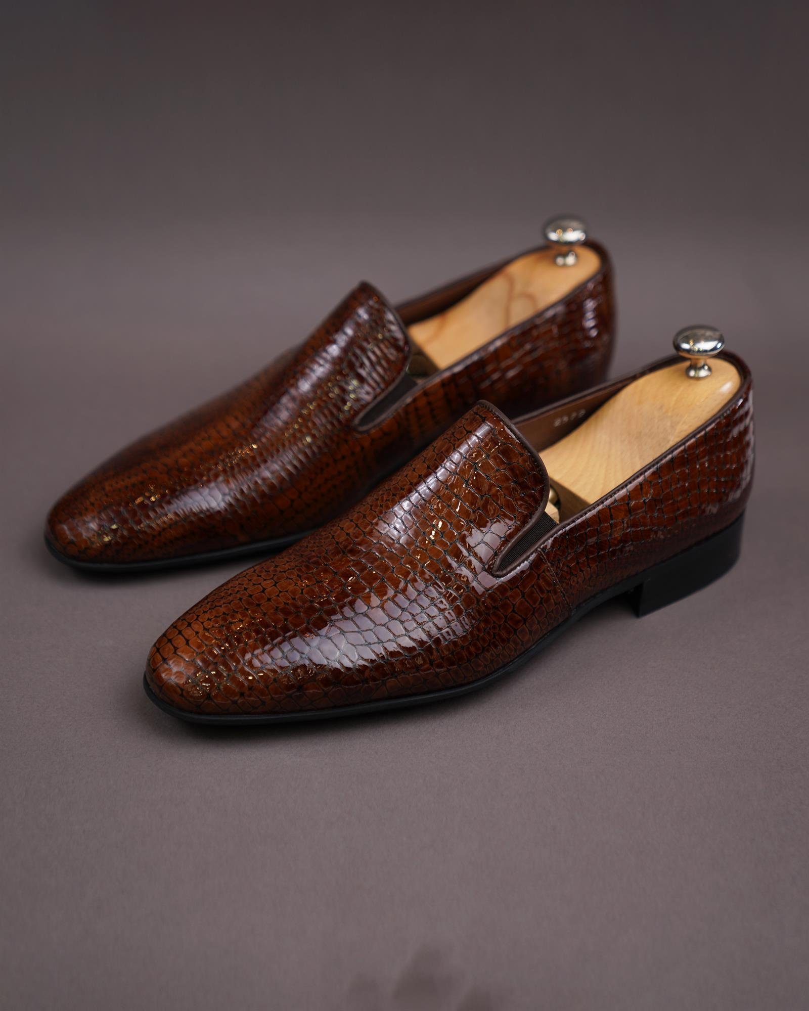 İtalyan stil iç dış naturel deri kauçuk erkek ayakkabı kahverengi T10216