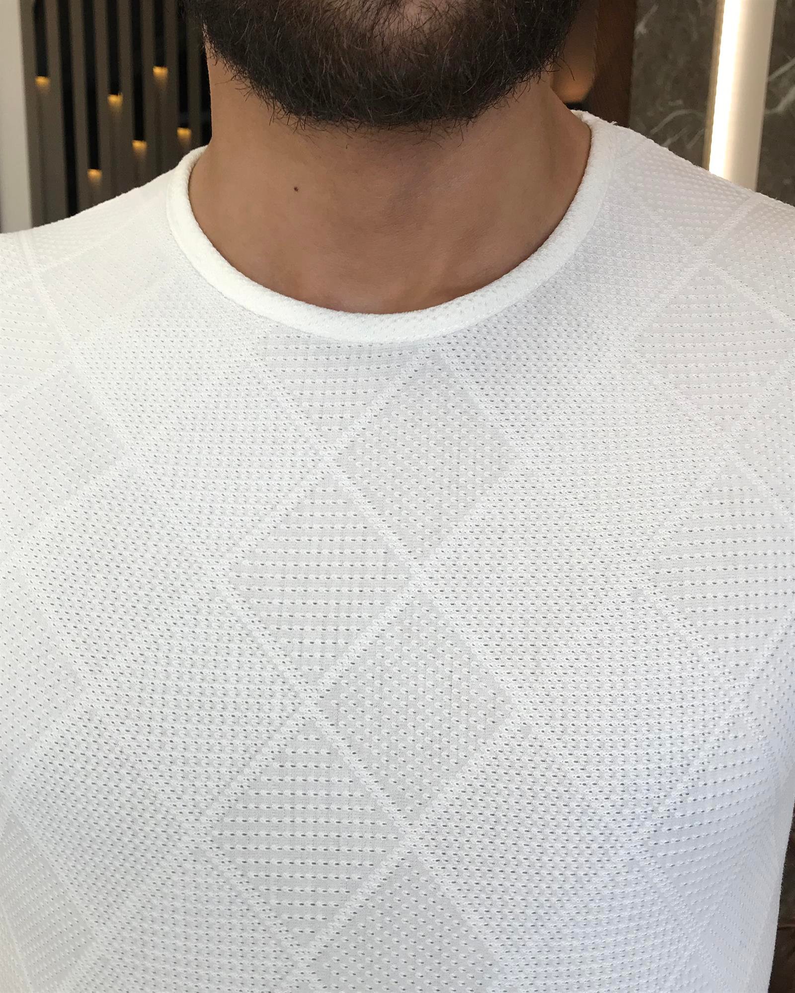 Italian style slim fit crew neck lozenge cotton T-shirt ecru T9399