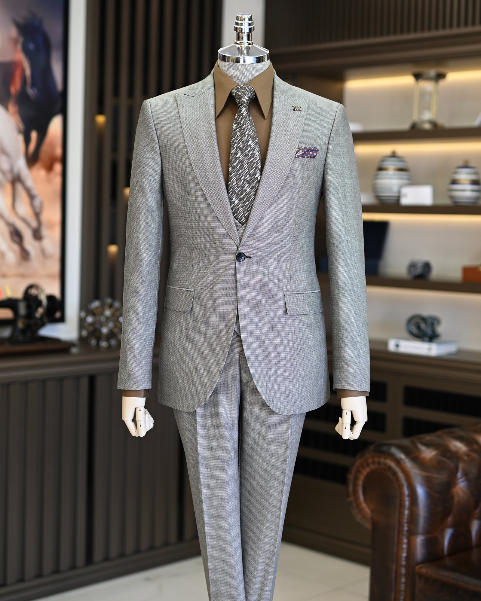 Italian style slim fit jacket vest trouser suit beige T10329