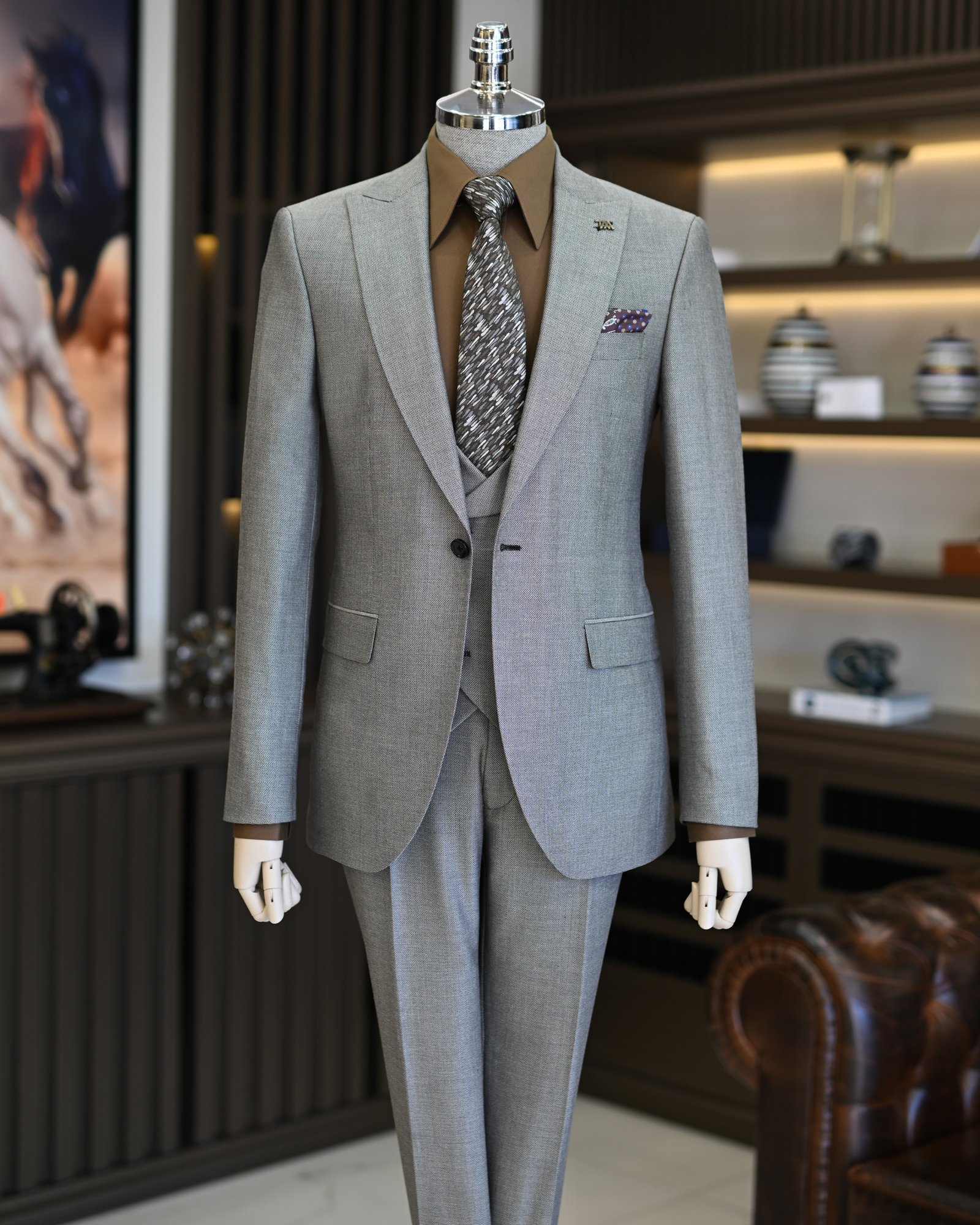 Italian style slim fit jacket vest trouser suit beige T10329
