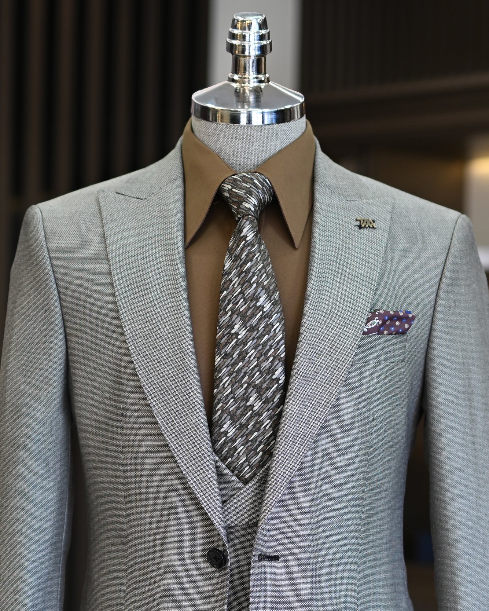 Italian style slim fit jacket vest trouser suit beige T10329