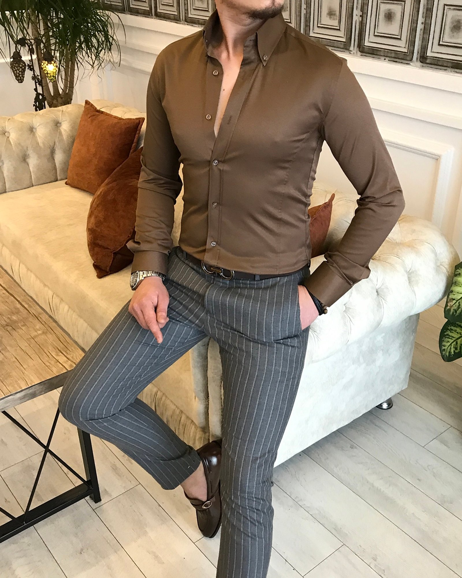 italyan stil slim fit dik yaka saten erkek gömlek Açık Kahve T5103