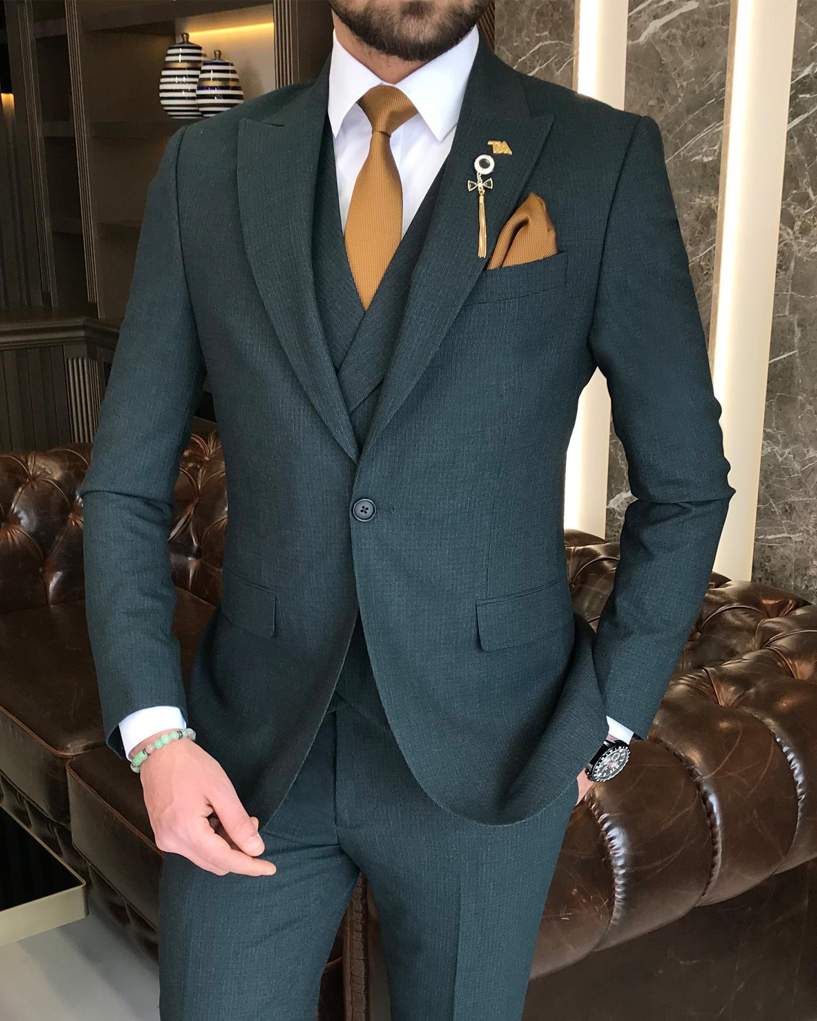 Italian style slim fit men's jacket vest pant suit green T9132