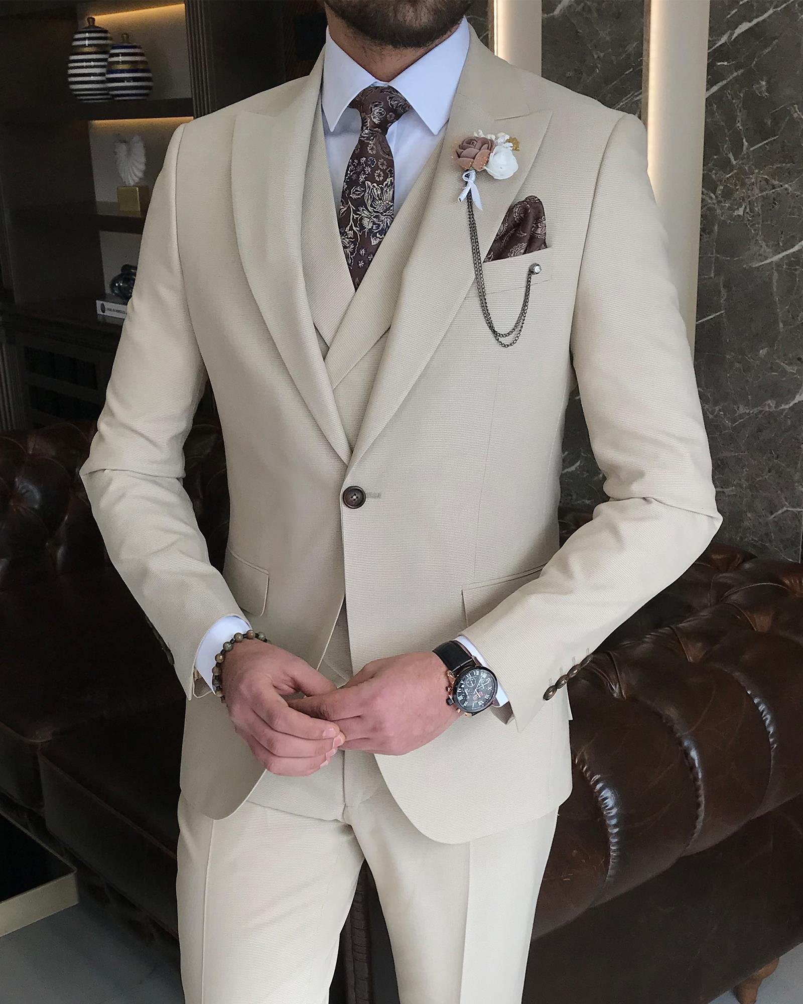Italian style slim fit men's jacket vest pant suit beige T9114