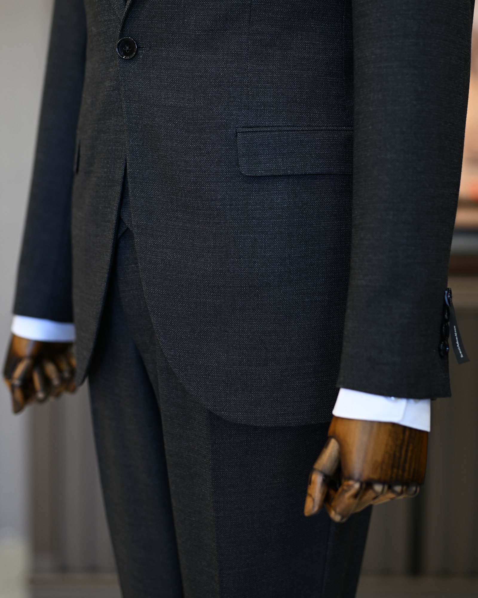 Italian style slim fit men's jacket vest trouser suit anthracite T11024