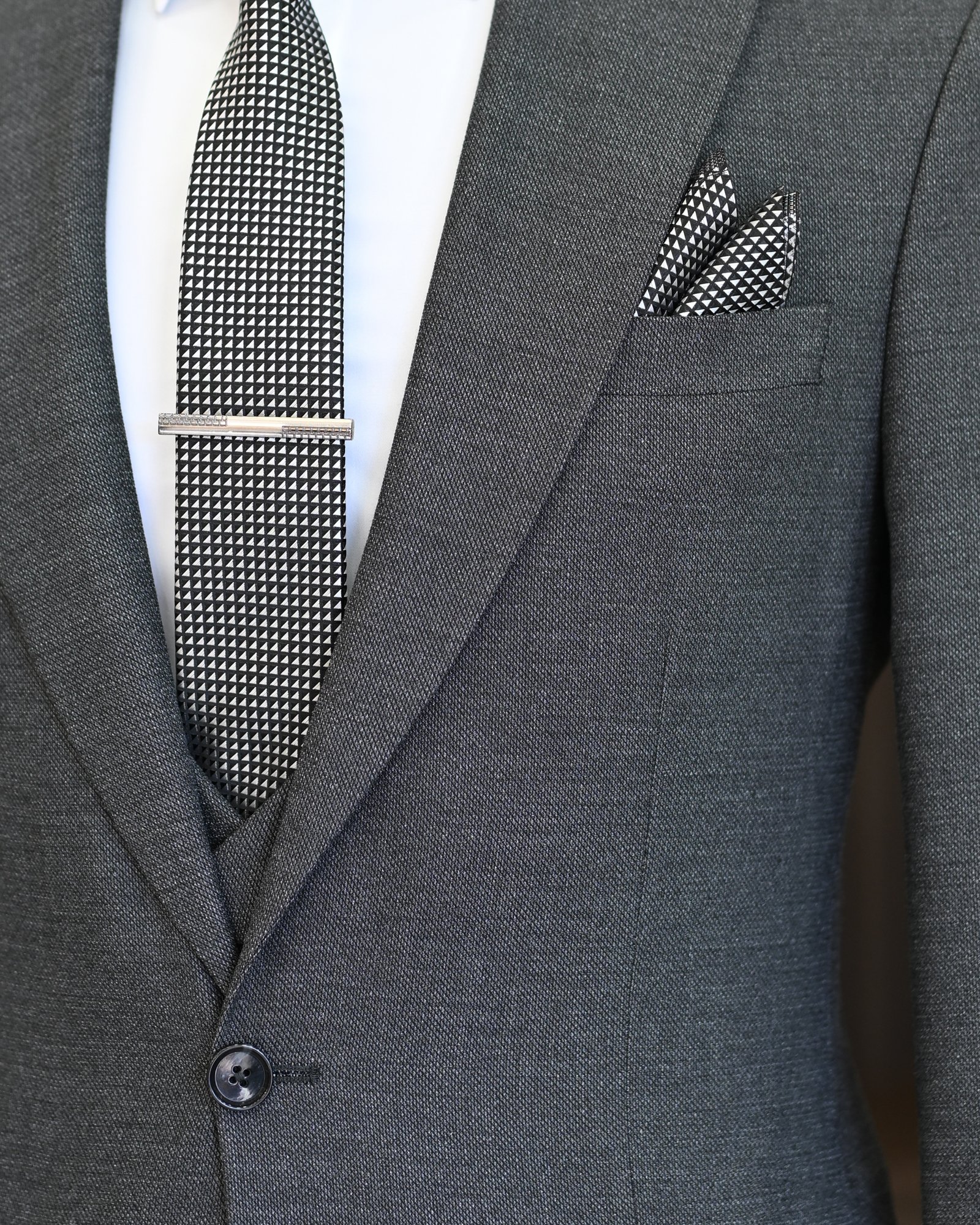 Italian style slim fit men's jacket vest trouser suit gray T11025