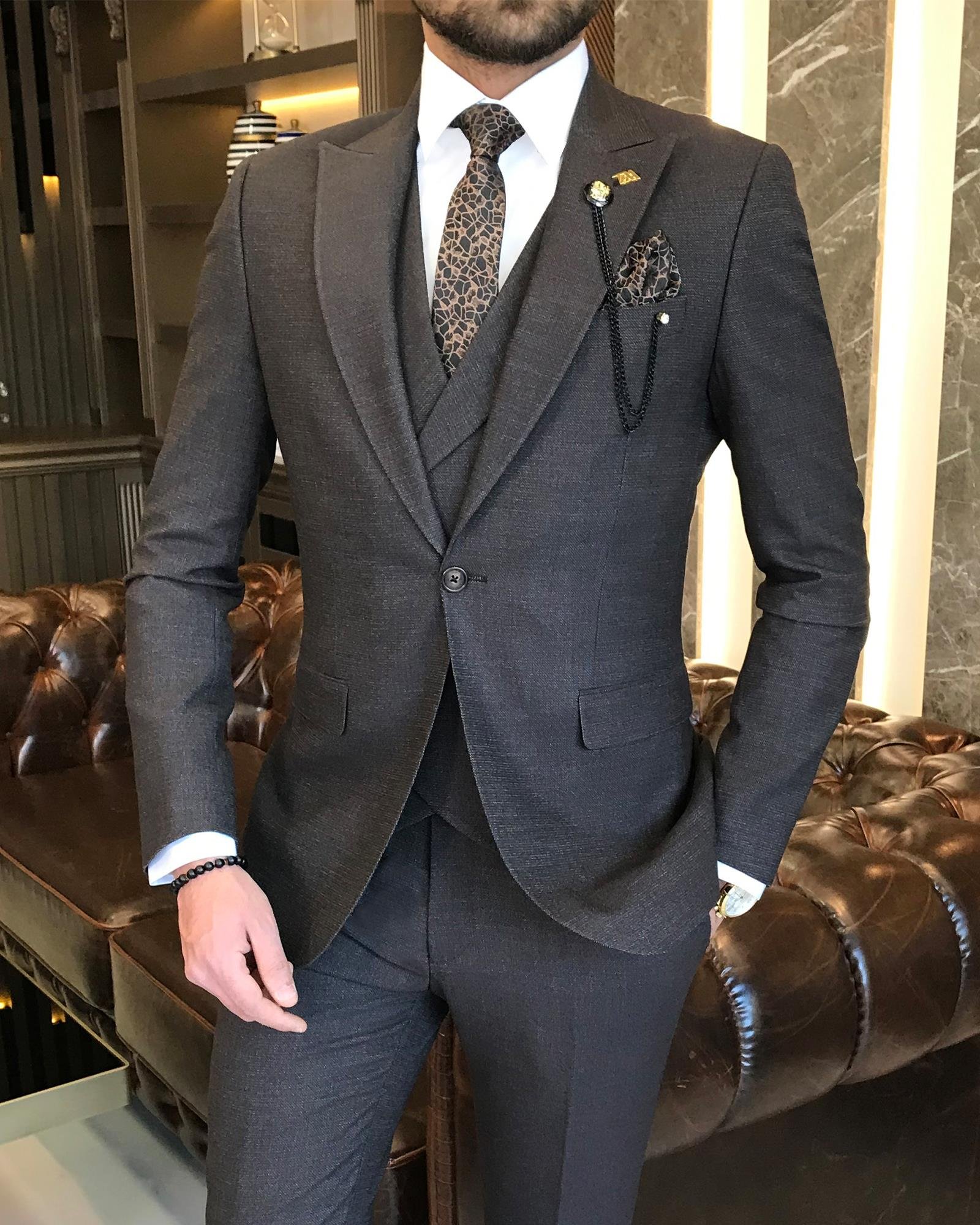 Italian style slim fit men's jacket vest pant suit brown T9133