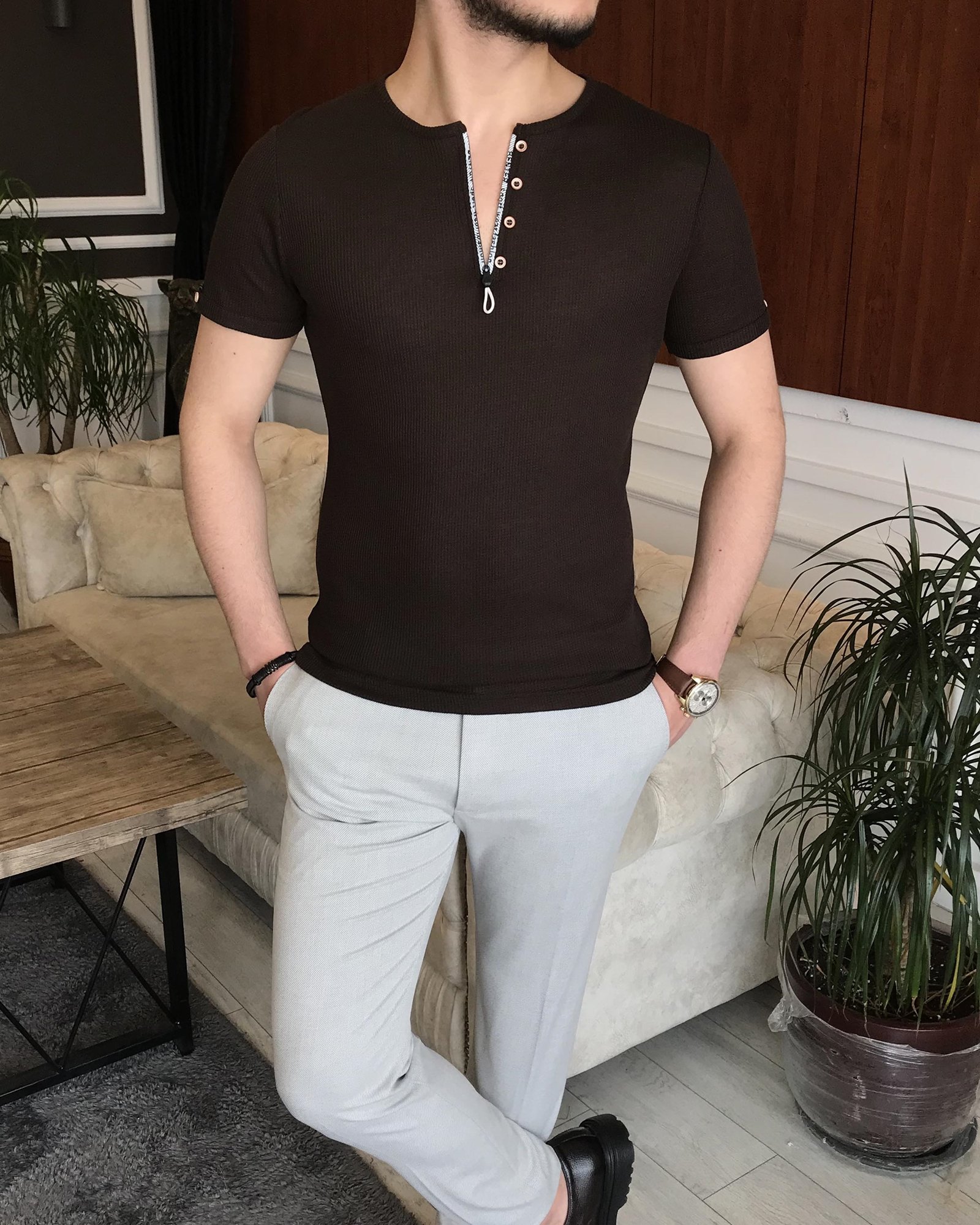 İtalyan stil slim fit fermuarlı kısa kollu pamuk triko tişört Kahverengi T7420