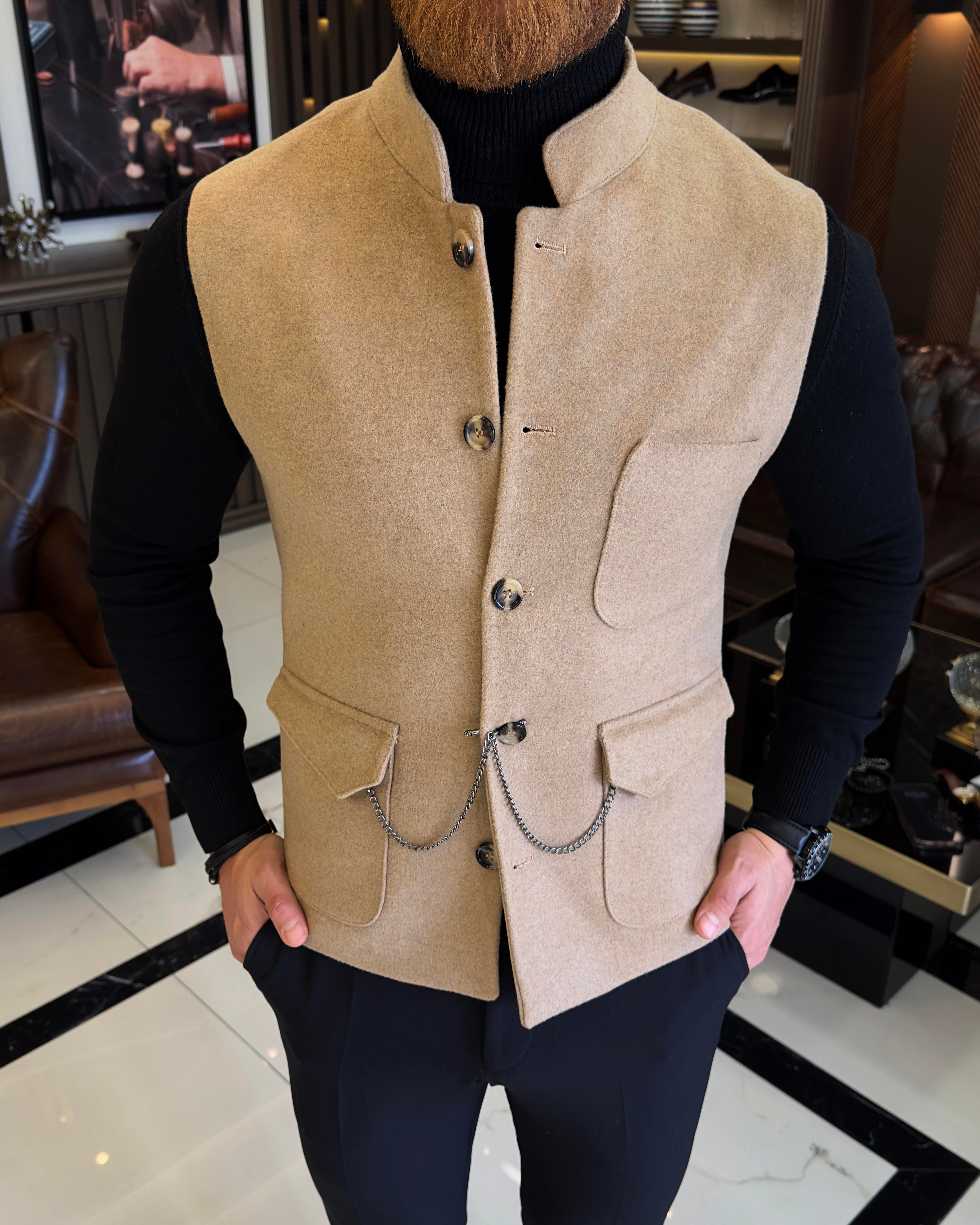 Italian style slim fit crew neck cashmere pocket vest camel T10538