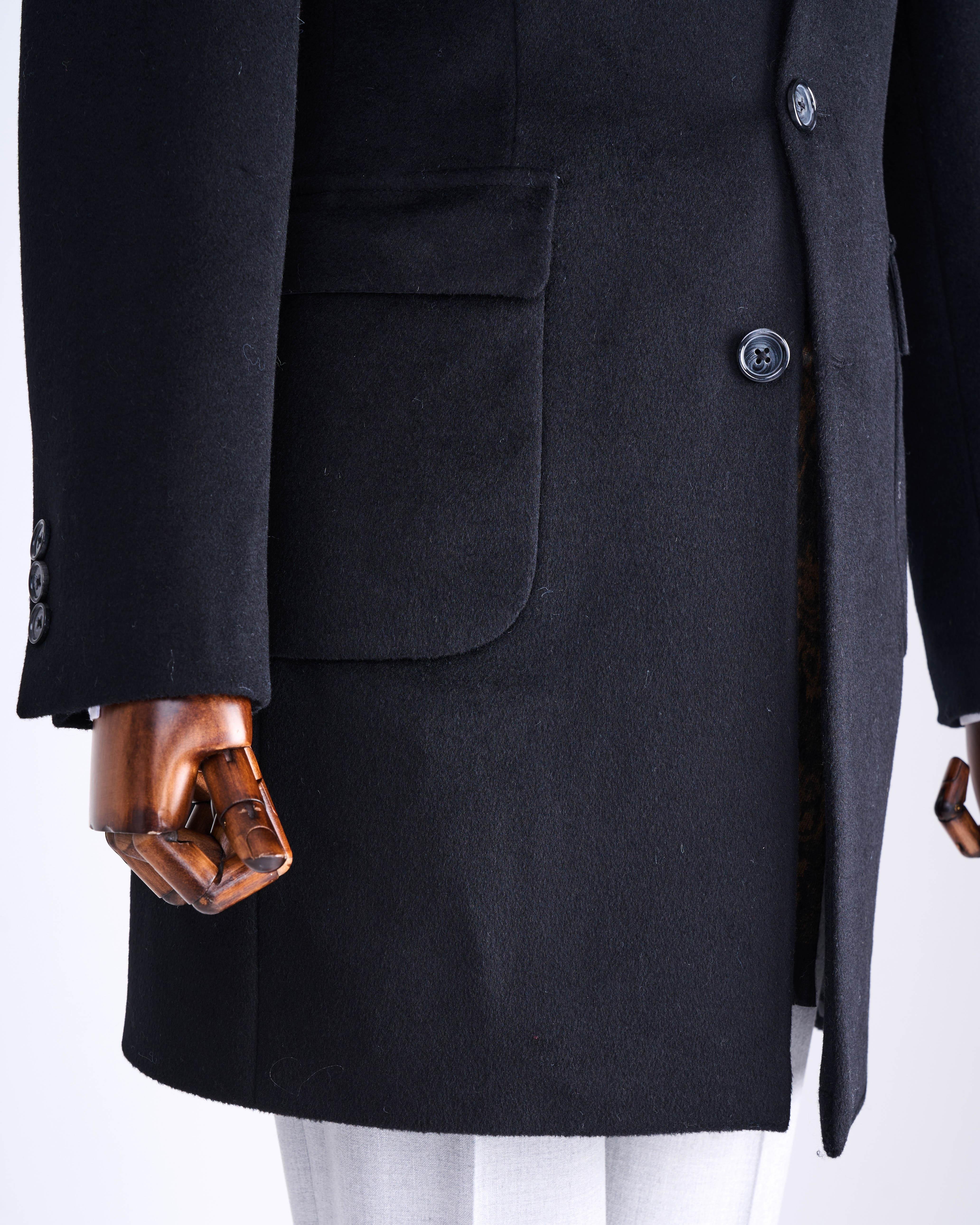 İtalyan stil slim fit sivri yaka yün karışımlı kaşe erkek kaban siyah T13363