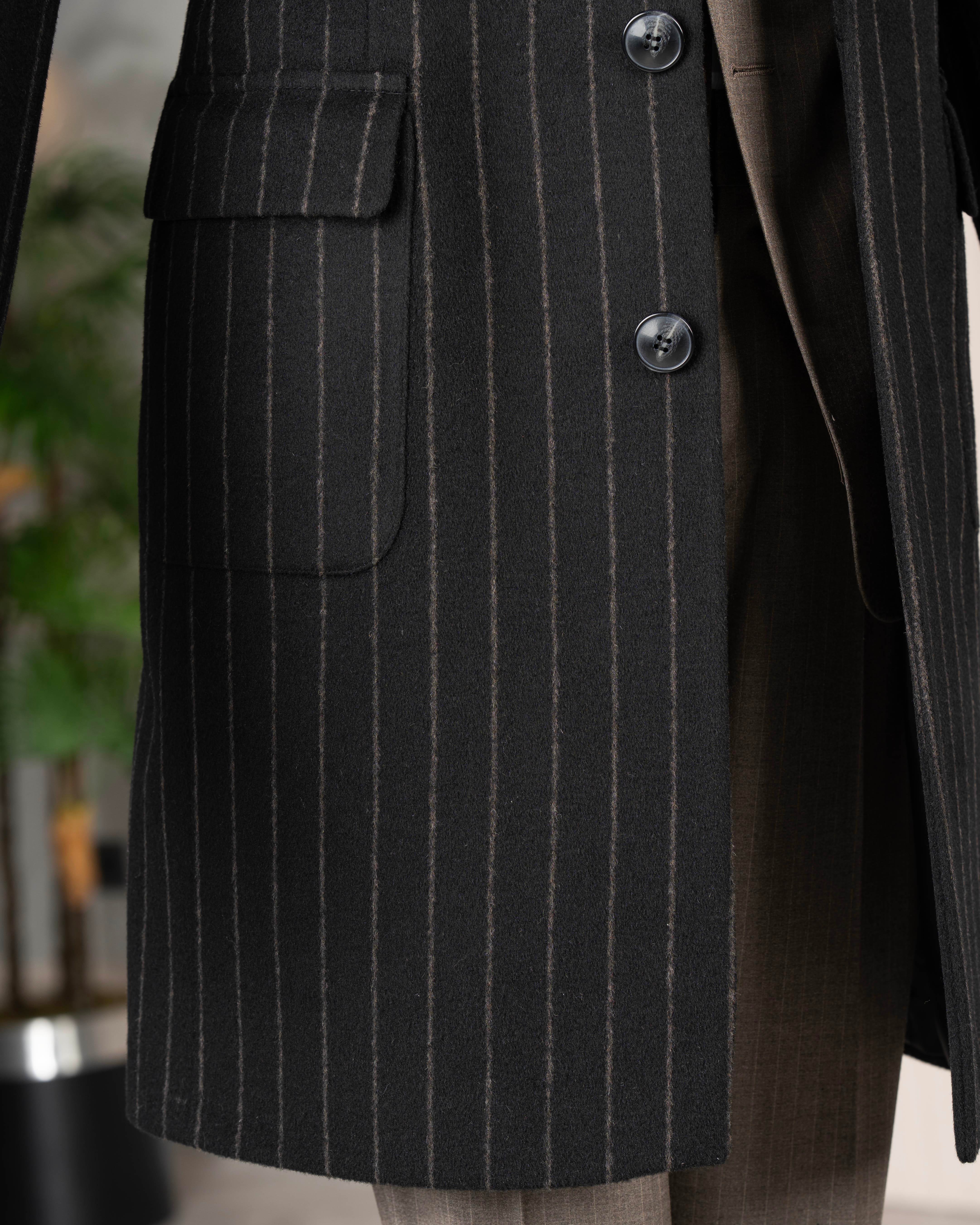 İtalyan stil slim fit sivri yaka yün karışımlı kaşe erkek kaban siyah T14717