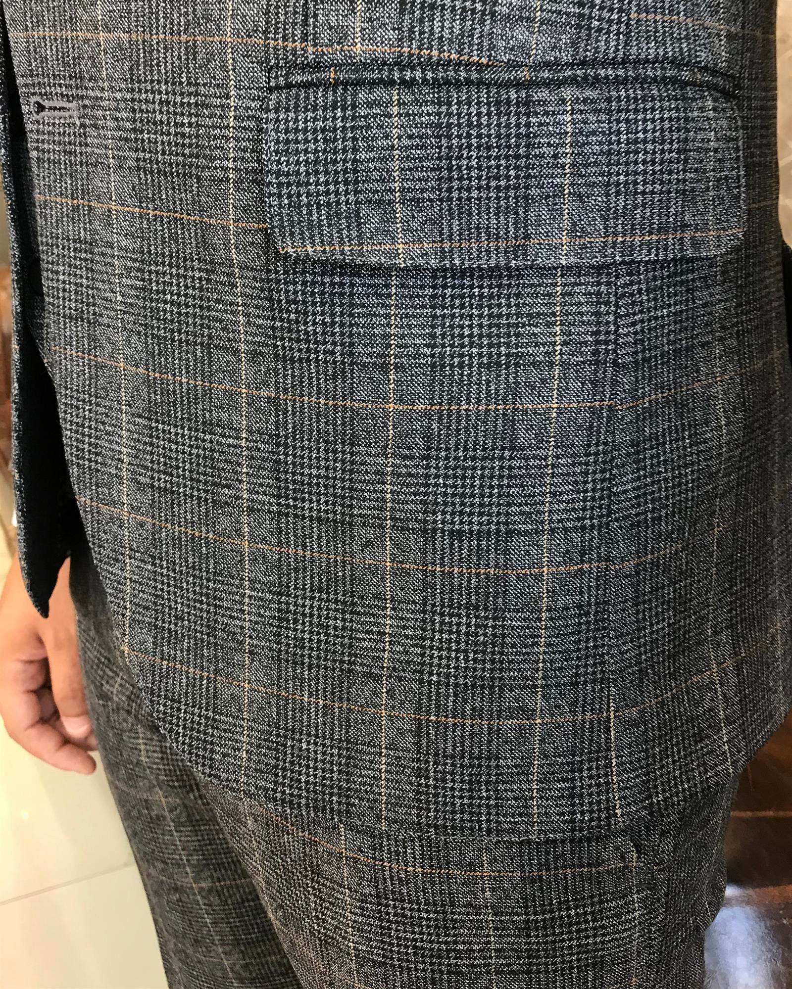 İtalyan stil slim fit yün karışımlı ekose ceket yelek pantolon takım elbise siyah T9848
