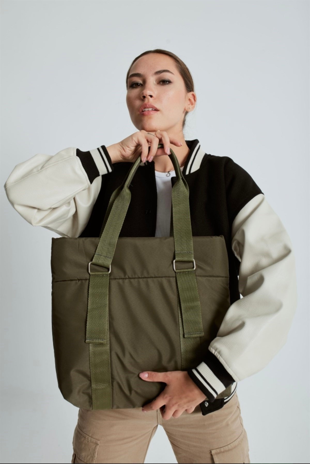 Askılı Kadın Çantası Haki