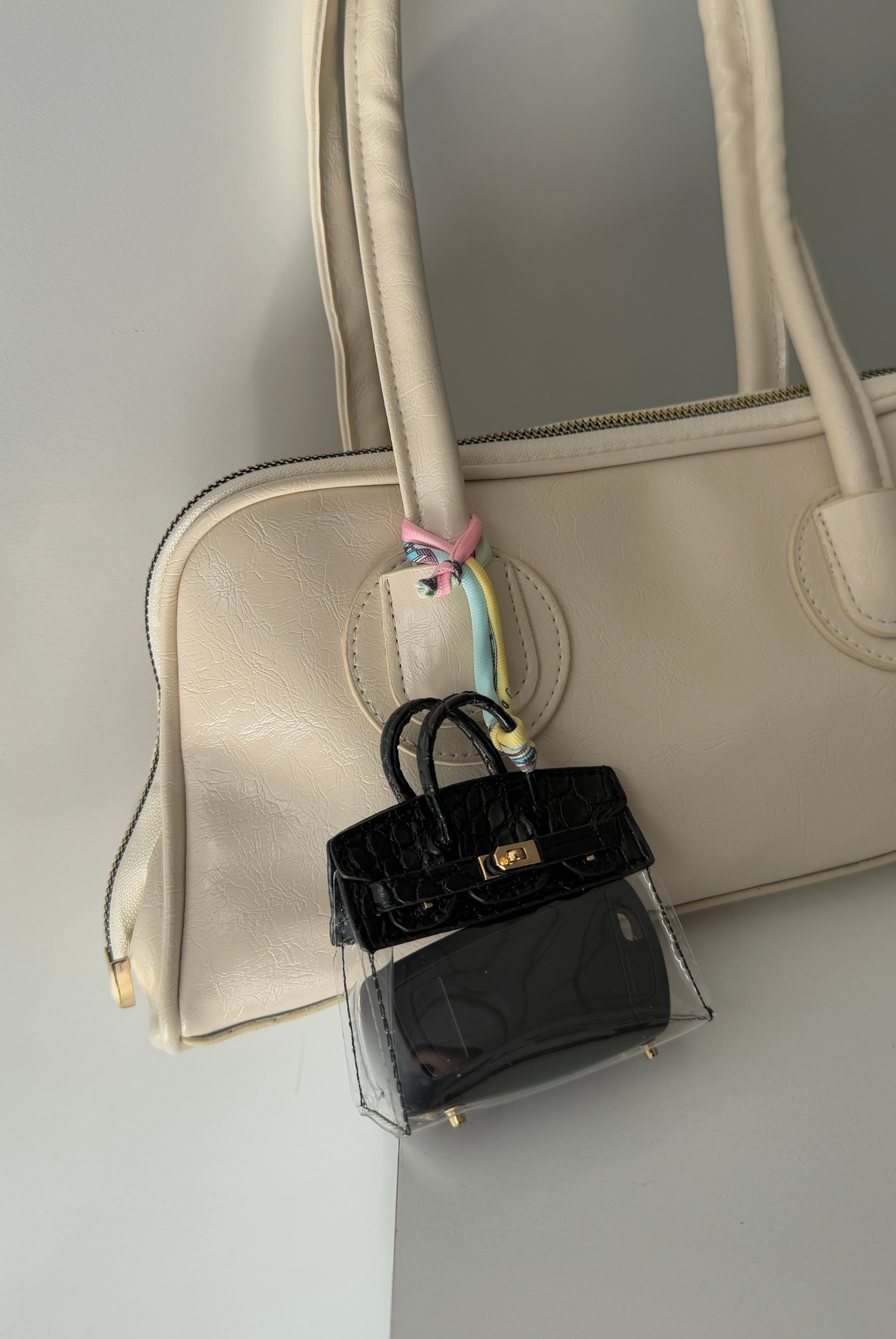 Çanta Aksesuar Charm SİYAH ŞAFAF MİNİ ÇANTA FİGÜRÜ