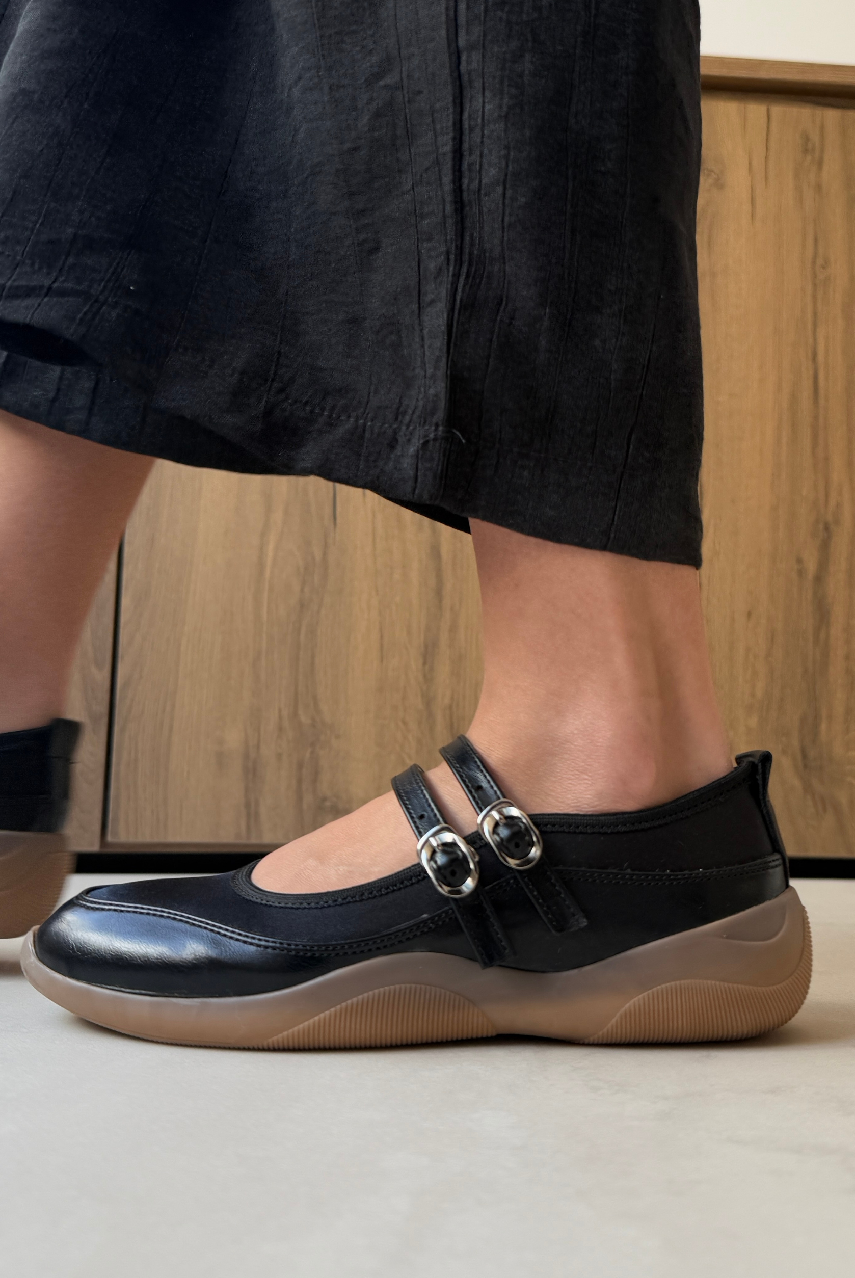 Kadın Atkılı Babet SİYAH