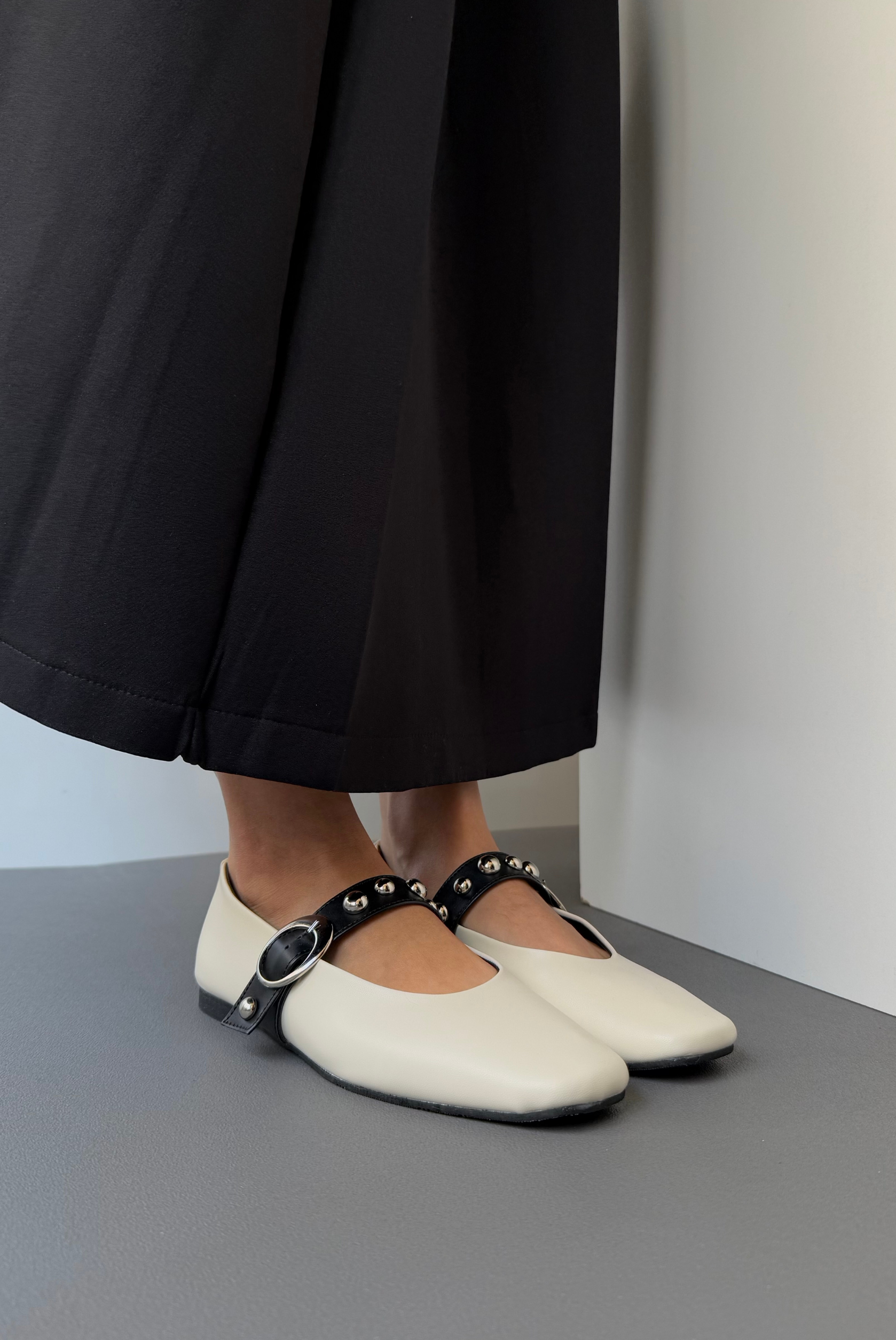 Kadın Babet BEJ SİYAH