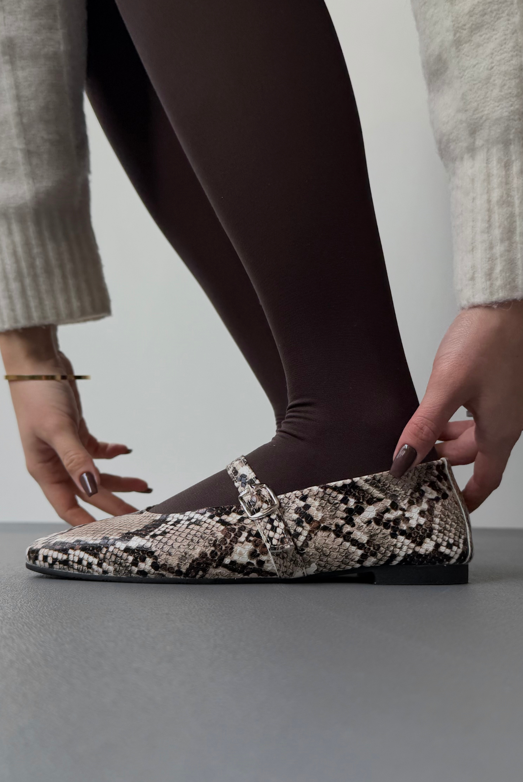 Kadın Babet BEJ YILAN