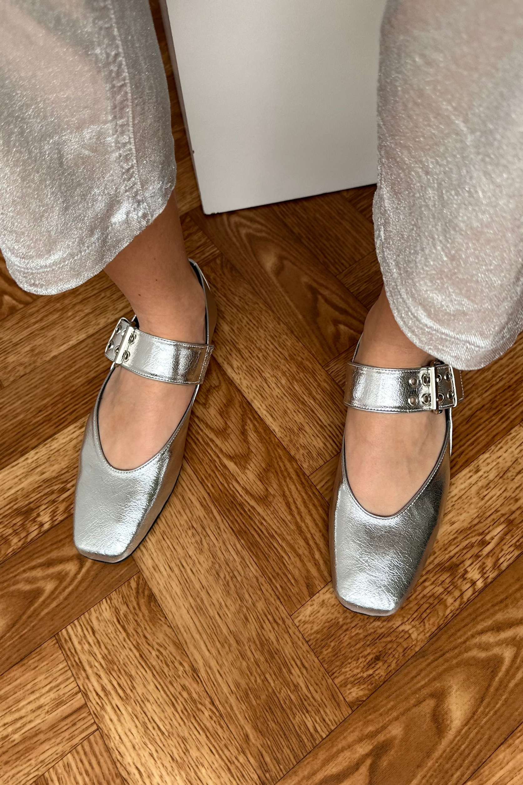 Kadın Babet GÜMÜŞ RUGAN