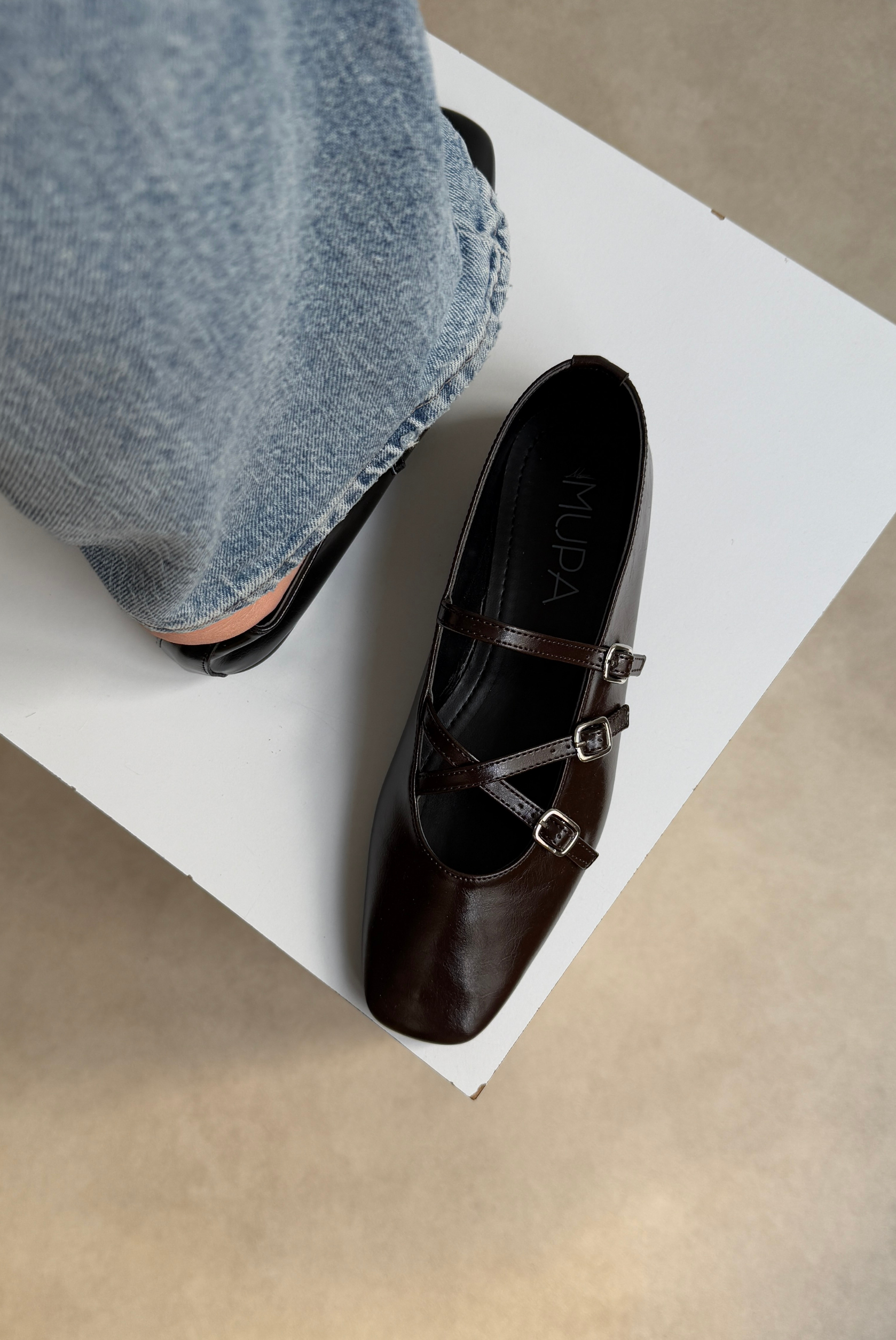 Kadın Babet KAHVERENGİ RUGAN