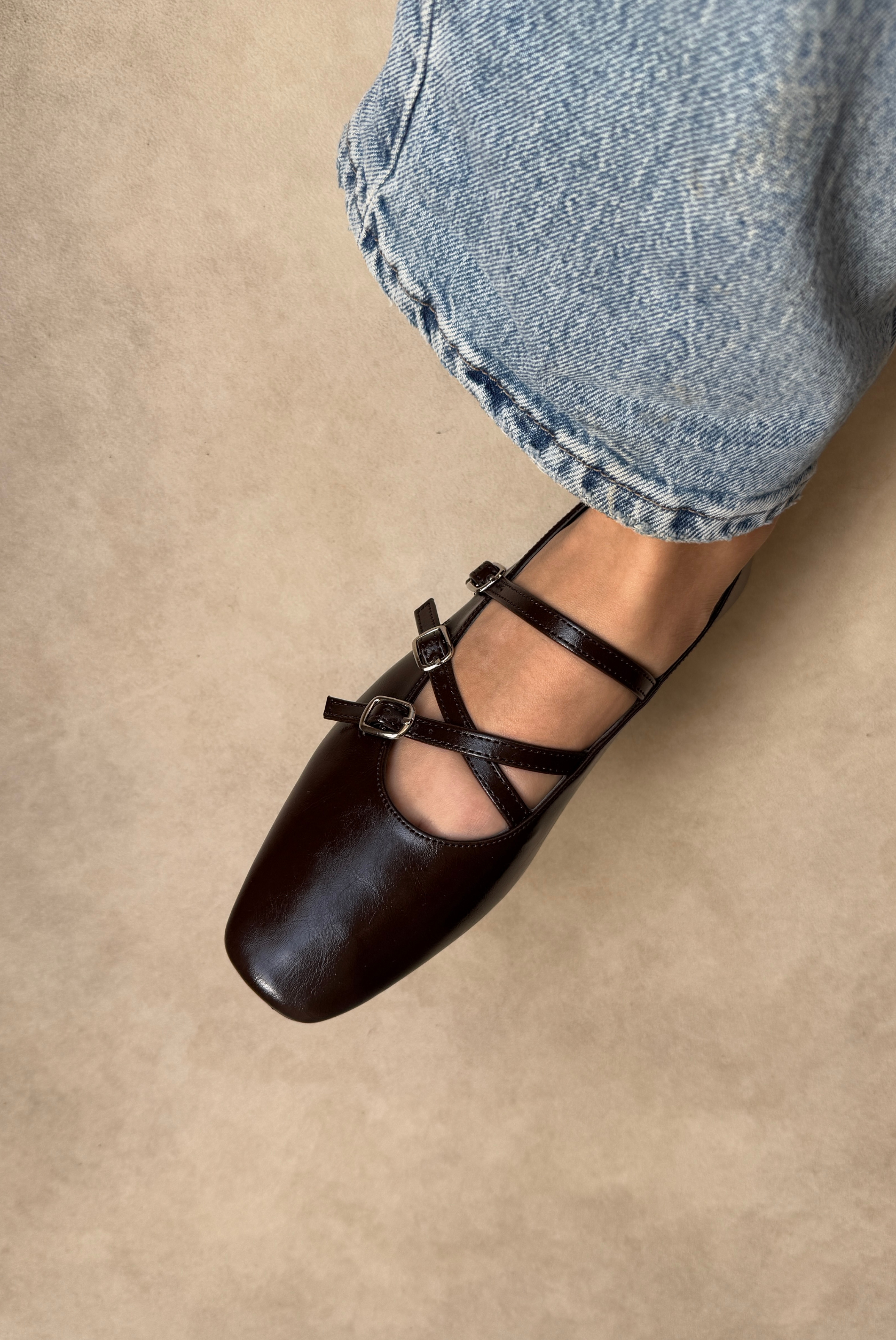 Kadın Babet KAHVERENGİ RUGAN