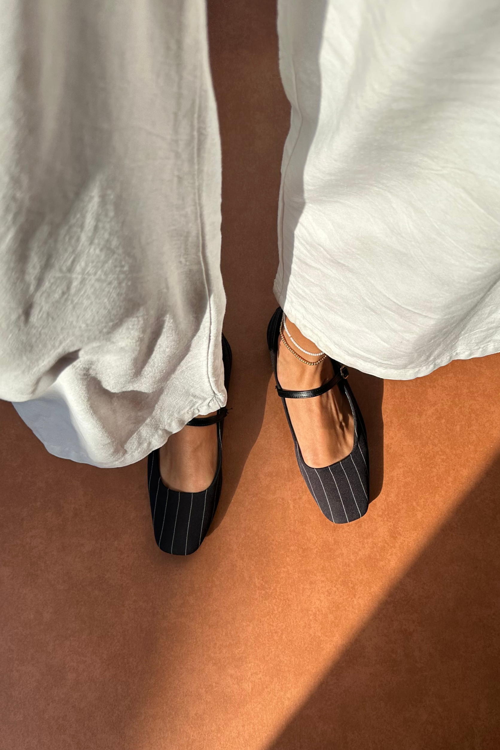 Kadın Babet  SİYAH ÇİZGİLİ KUMAŞ