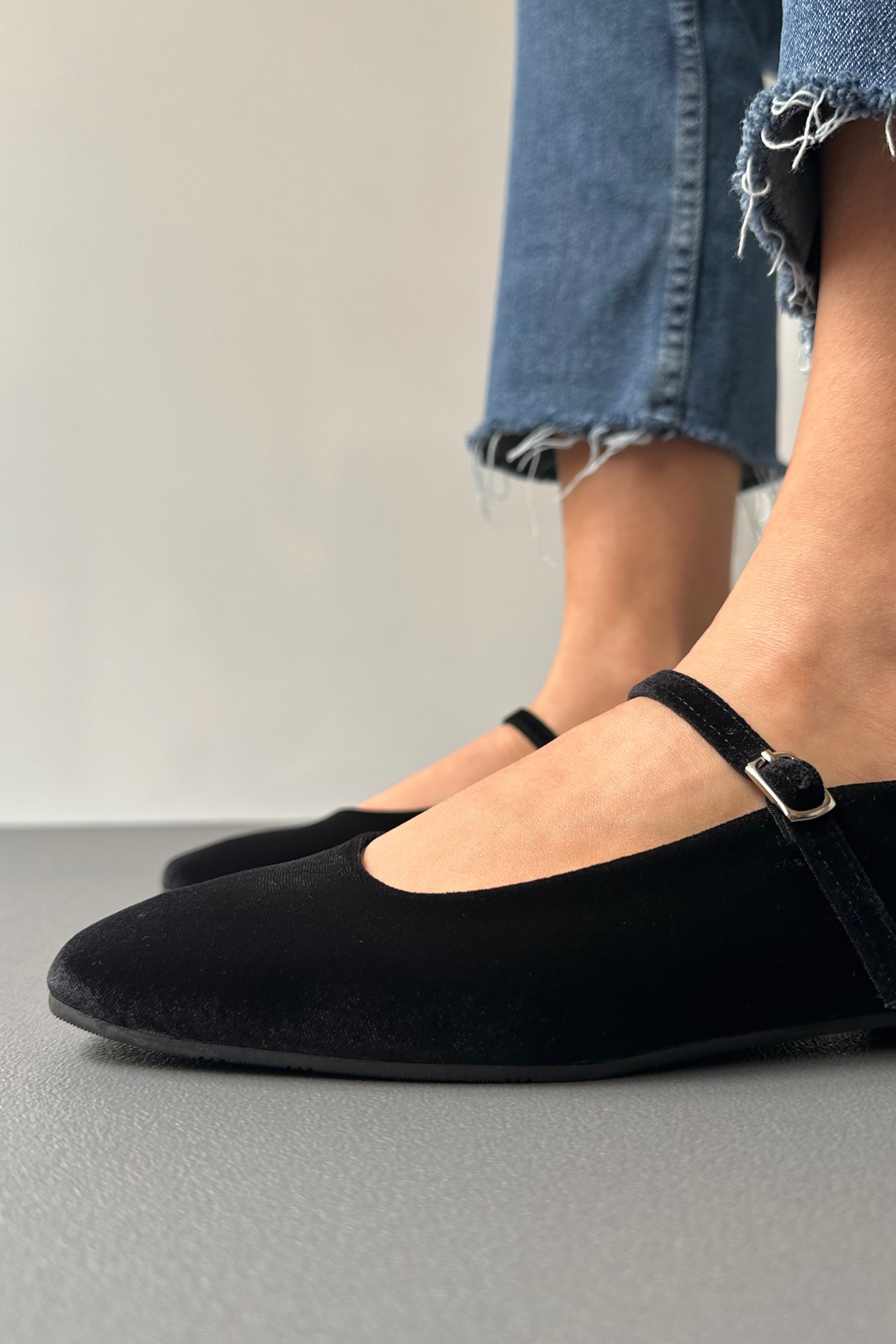 Kadın Babet  SİYAH KADİFE