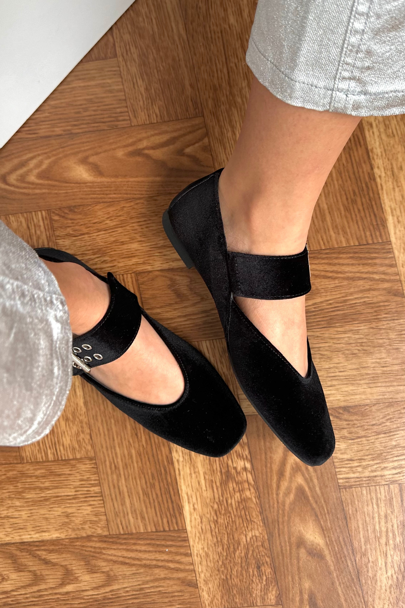 Kadın Babet SİYAH KADİFE