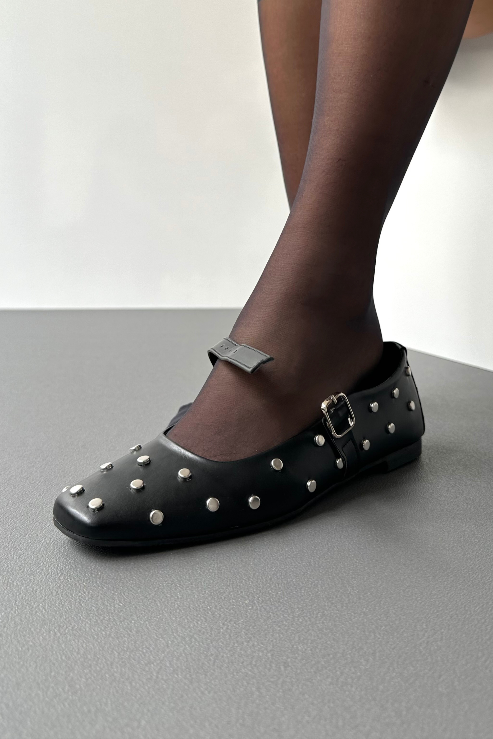 Kadın Babet  SİYAH TAŞLI