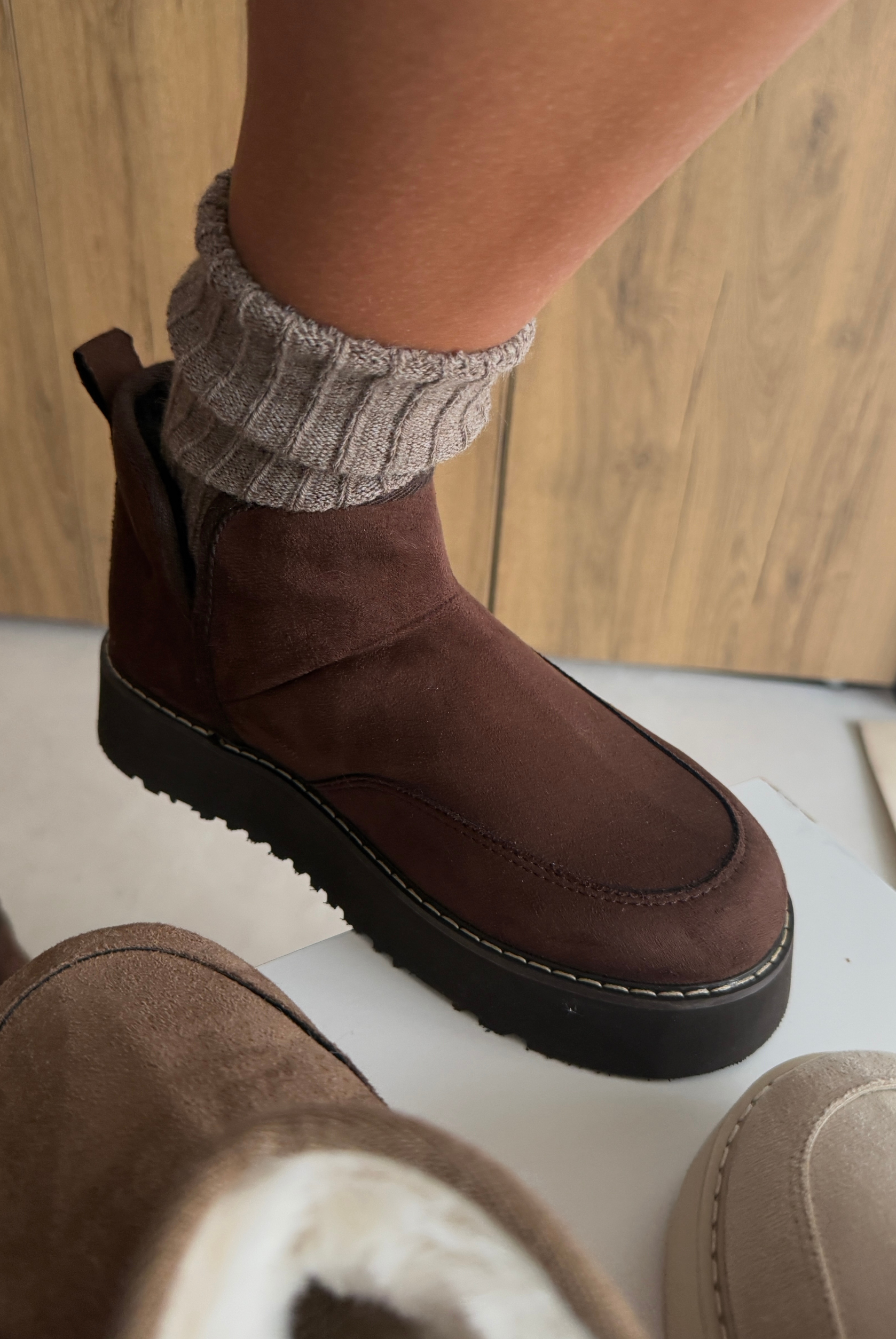 Kadın Bot  ACI KAHVE