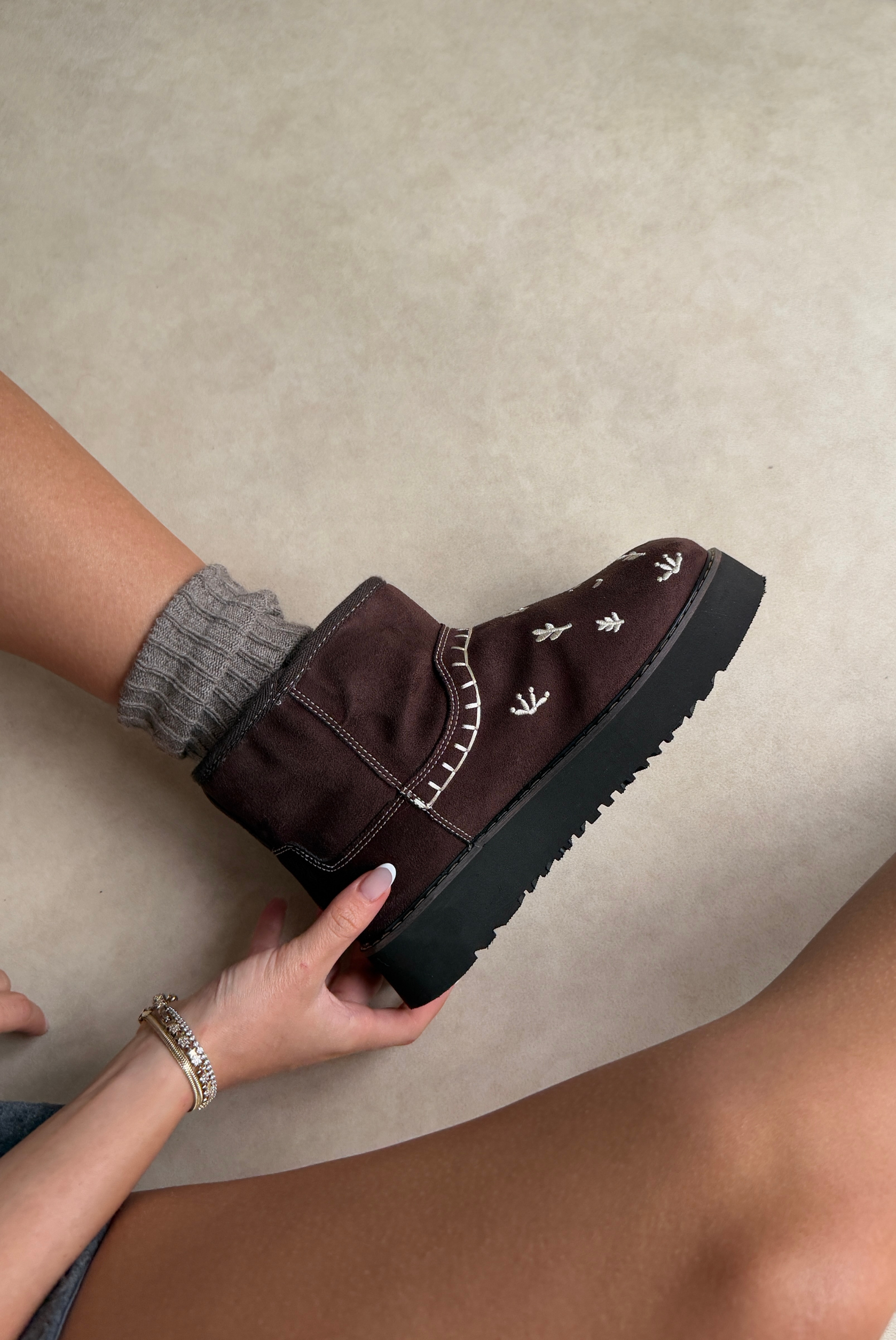 Kadın Bot ACI KAHVE SÜET