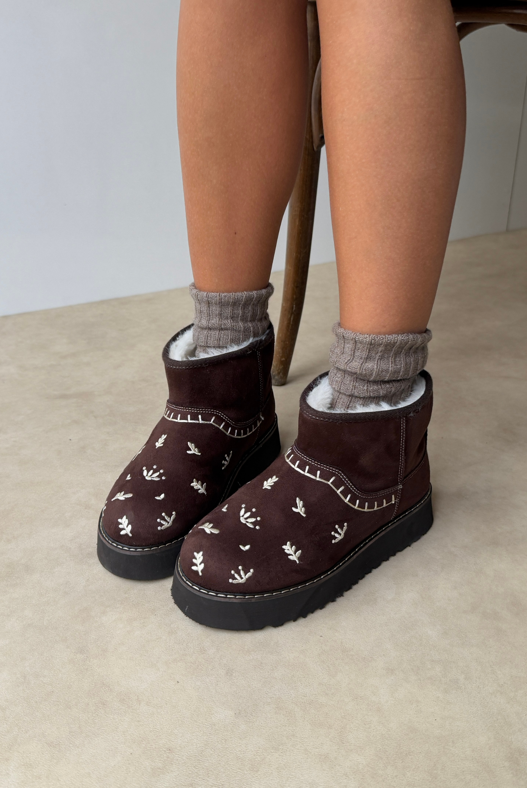 Kadın Bot ACI KAHVE SÜET