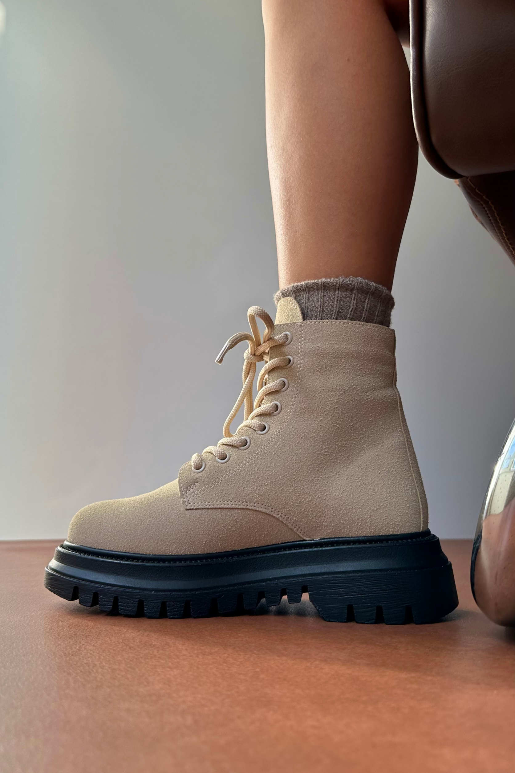 Kadın Bot BEJ SÜET