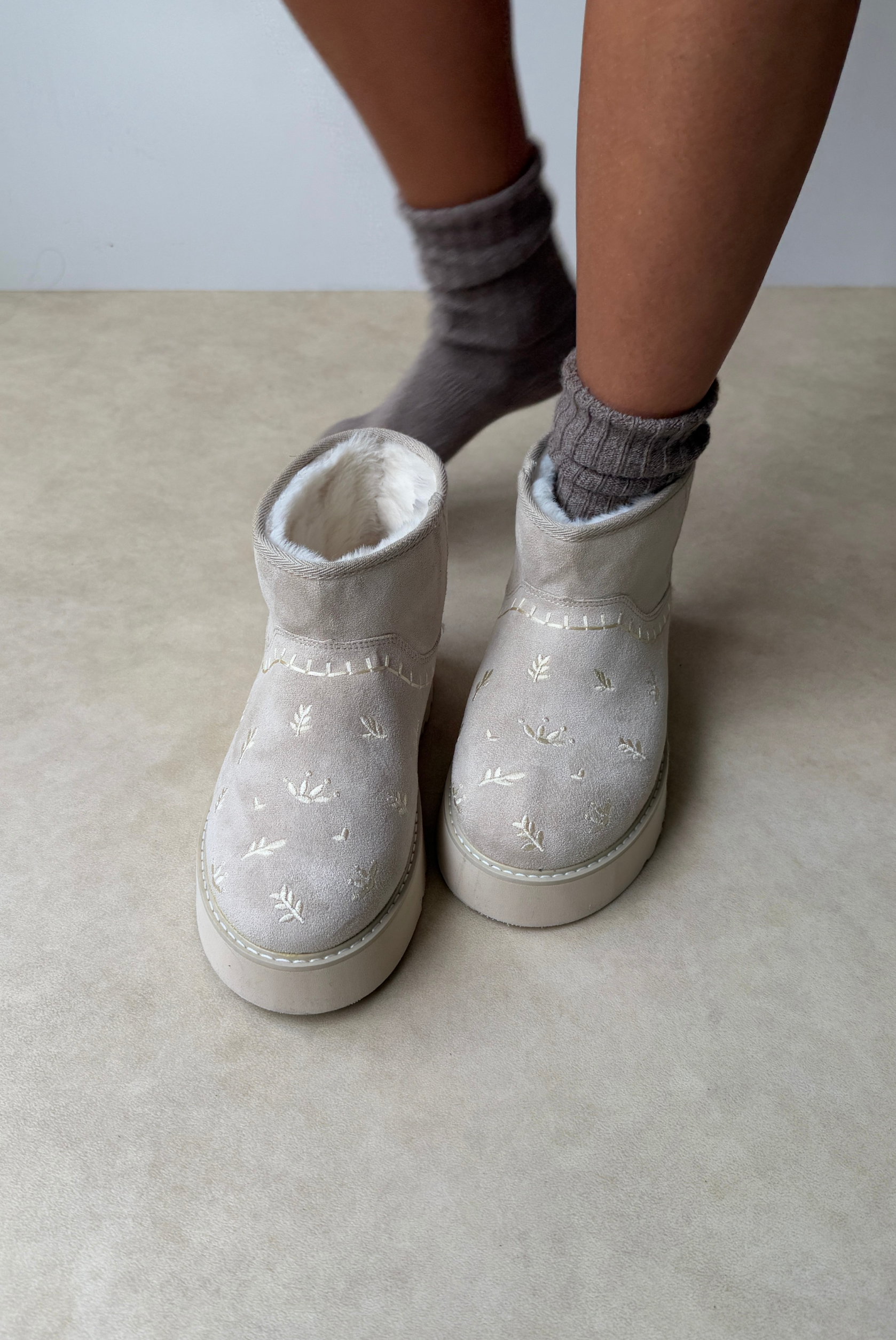 Kadın Bot BEJ SÜET