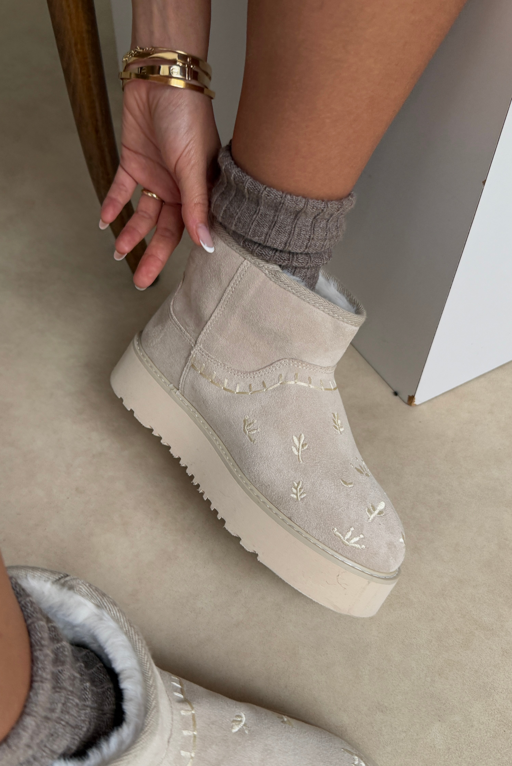 Kadın Bot BEJ SÜET