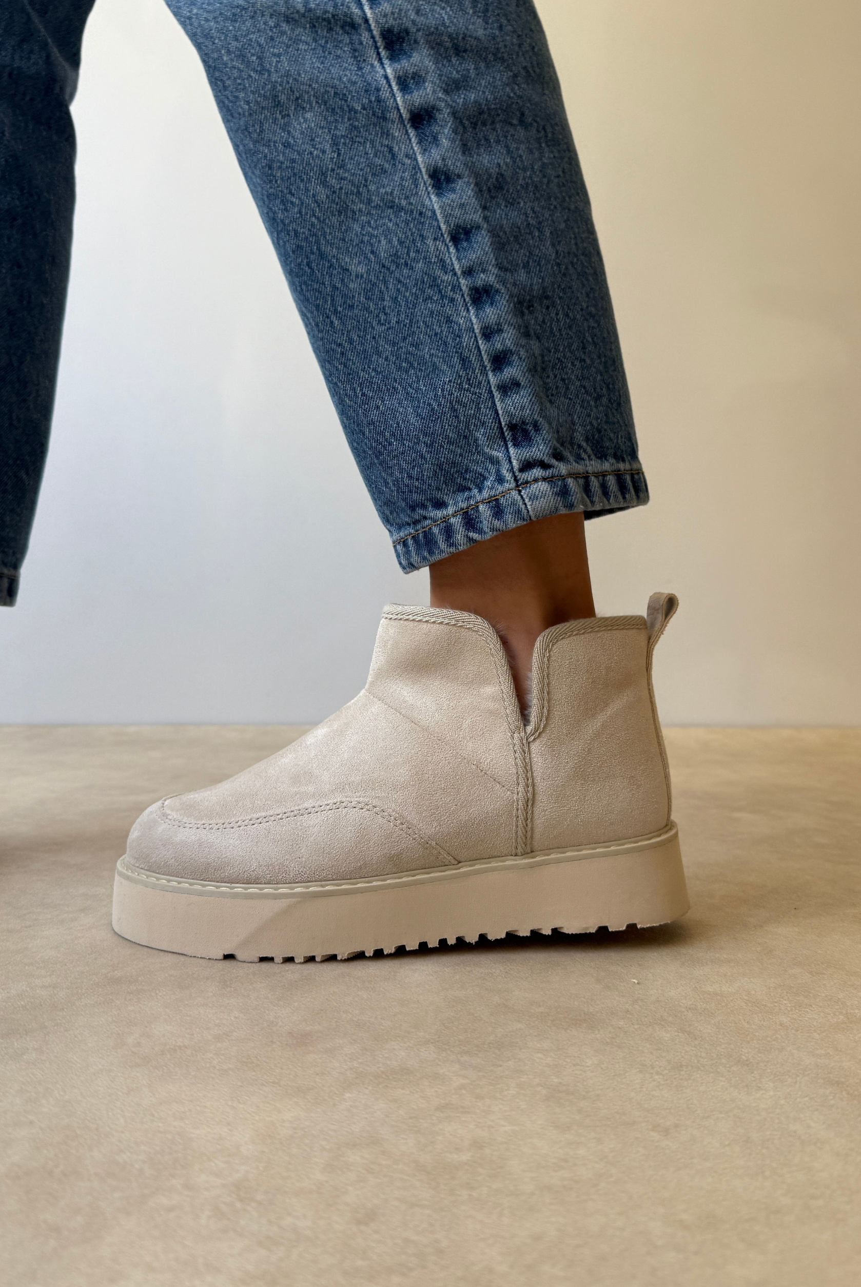 Kadın Bot  BEJ SÜET