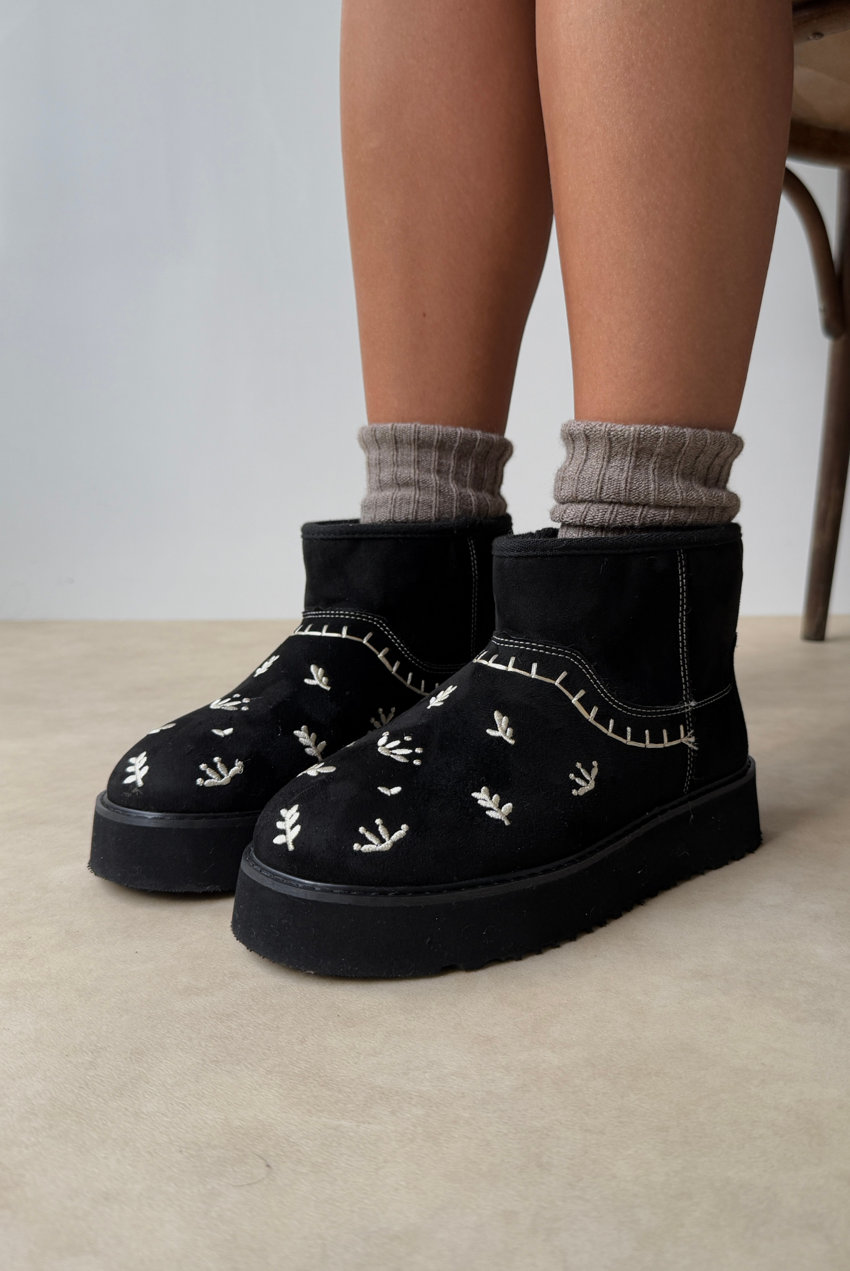 Kadın Bot SİYAH SÜET